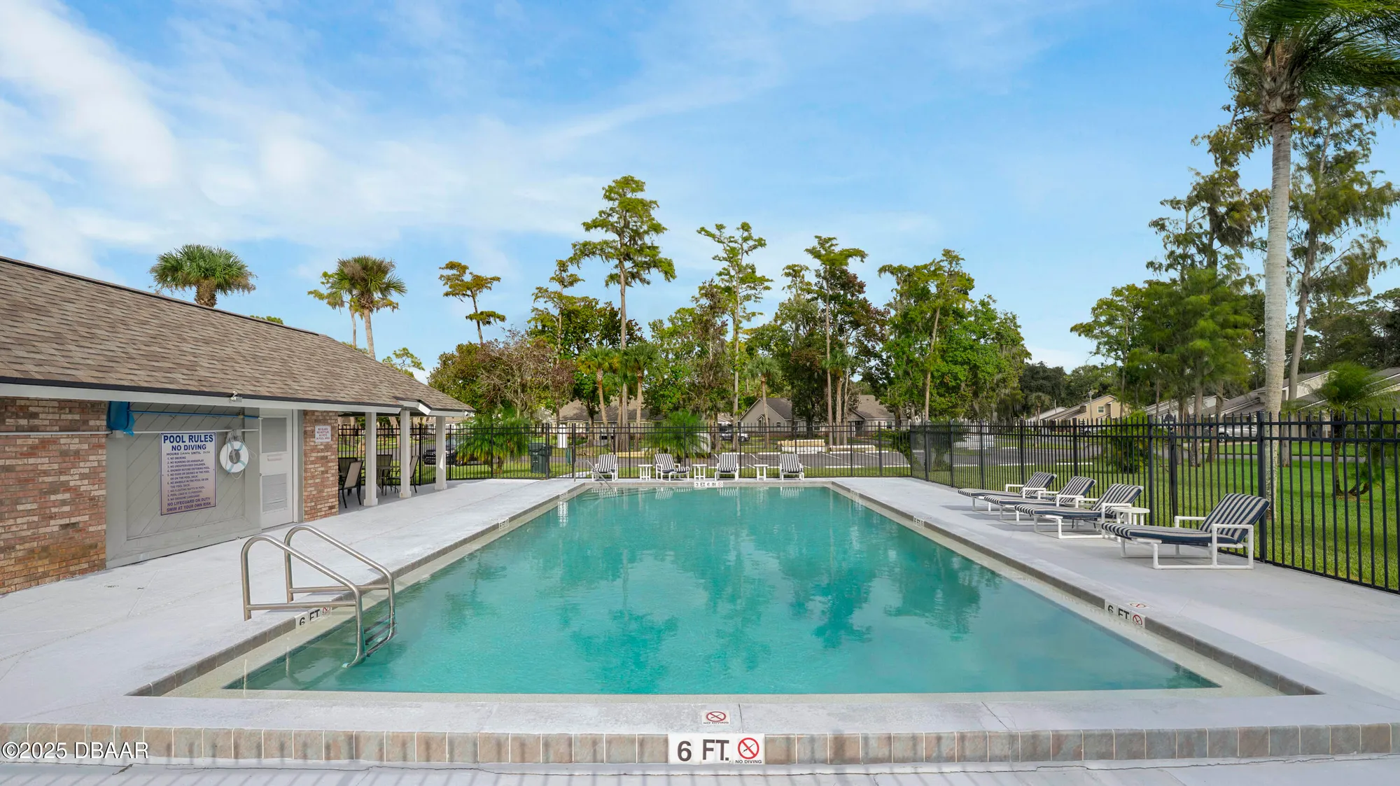 Property Slideshow image 38 of 48 | 348 bob white ct apt 9, Daytona Beach, FL, 32119