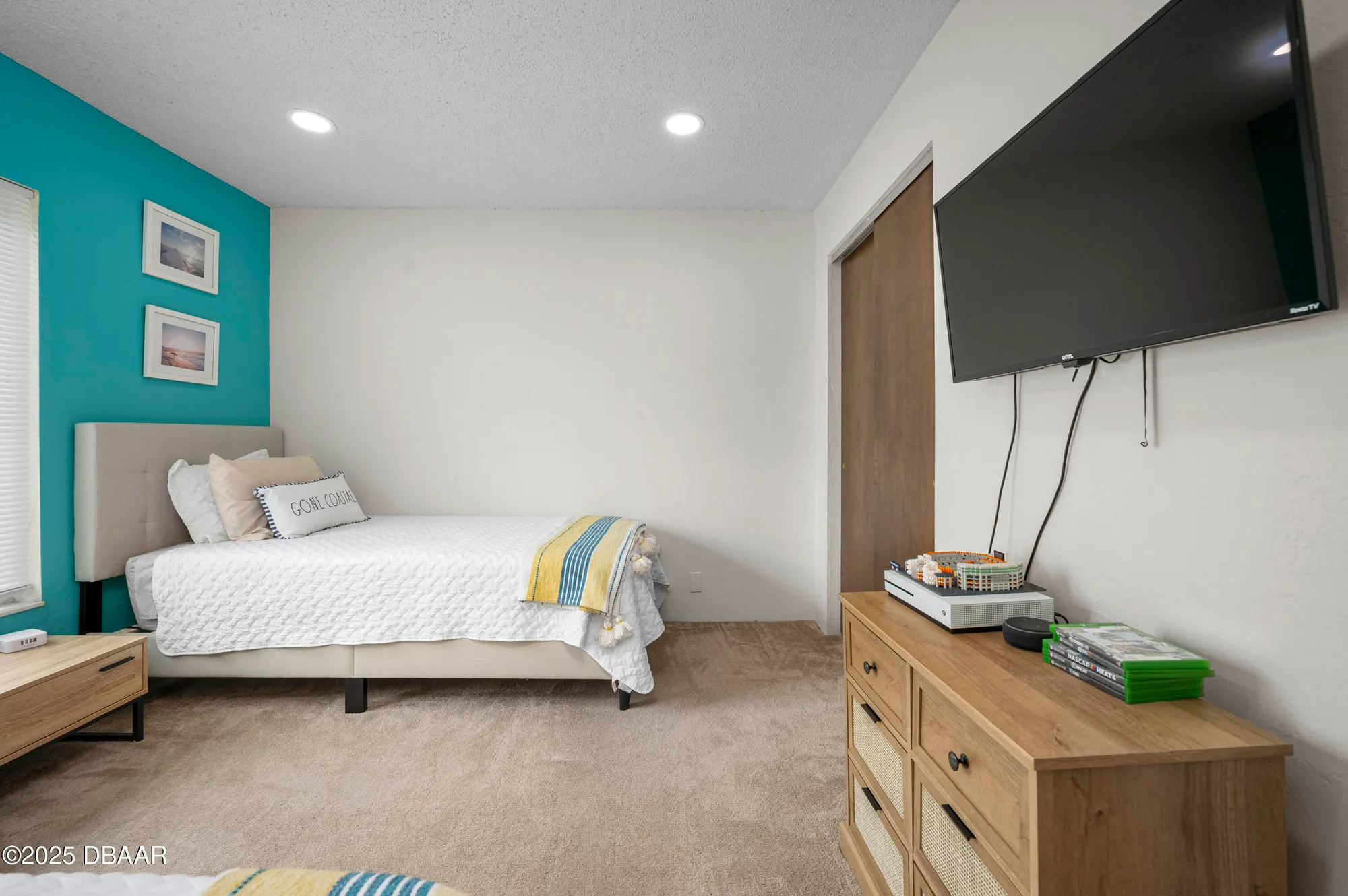 Property Slideshow image 29 of 48 | 348 bob white ct apt 9, Daytona Beach, FL, 32119