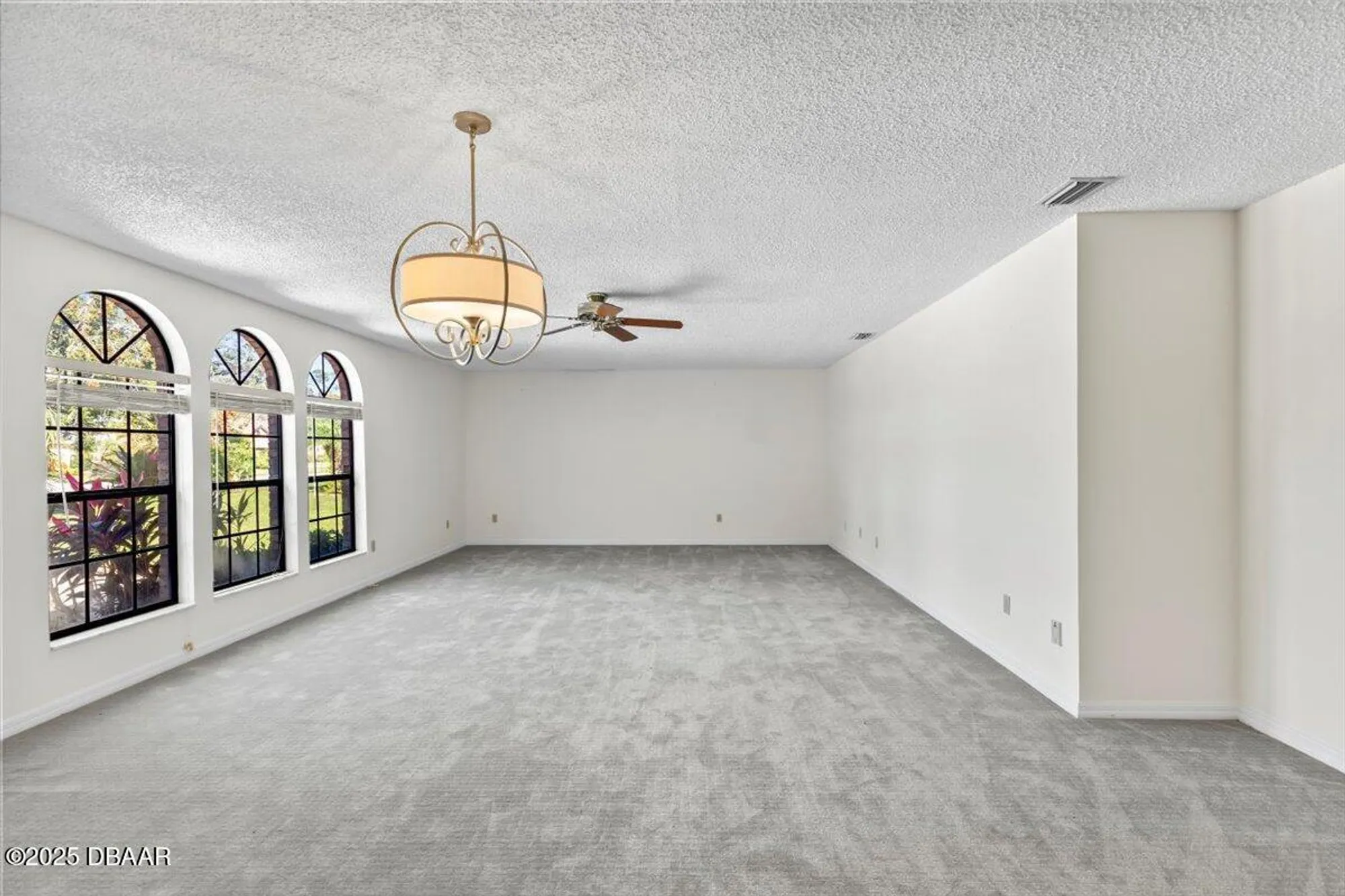 Property Slideshow image 5 of 59 | 56 winding creek way, Ormond Beach, FL, 32174