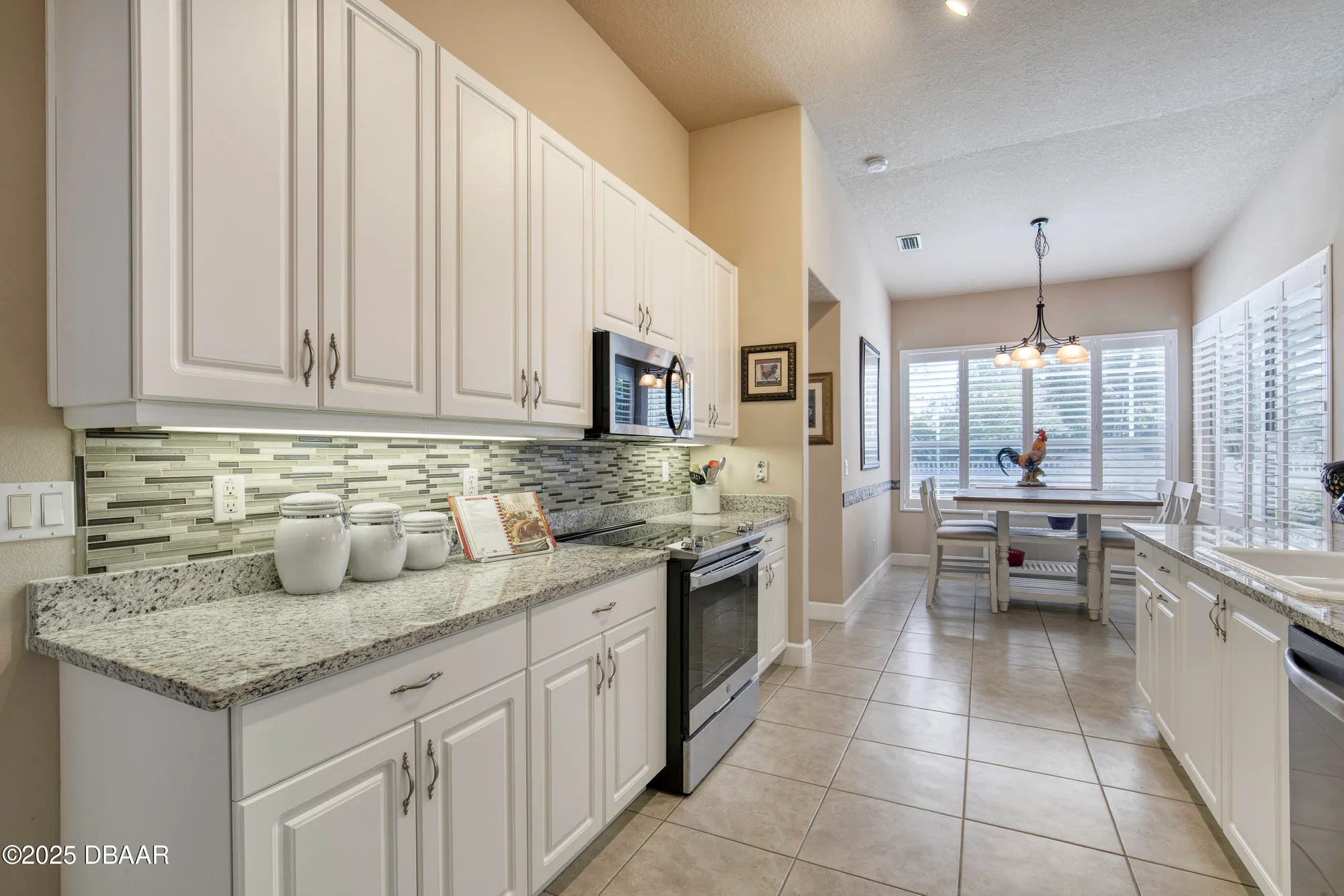 Property Slideshow image 15 of 69 | 199 black hickory way, Ormond Beach, FL, 32174