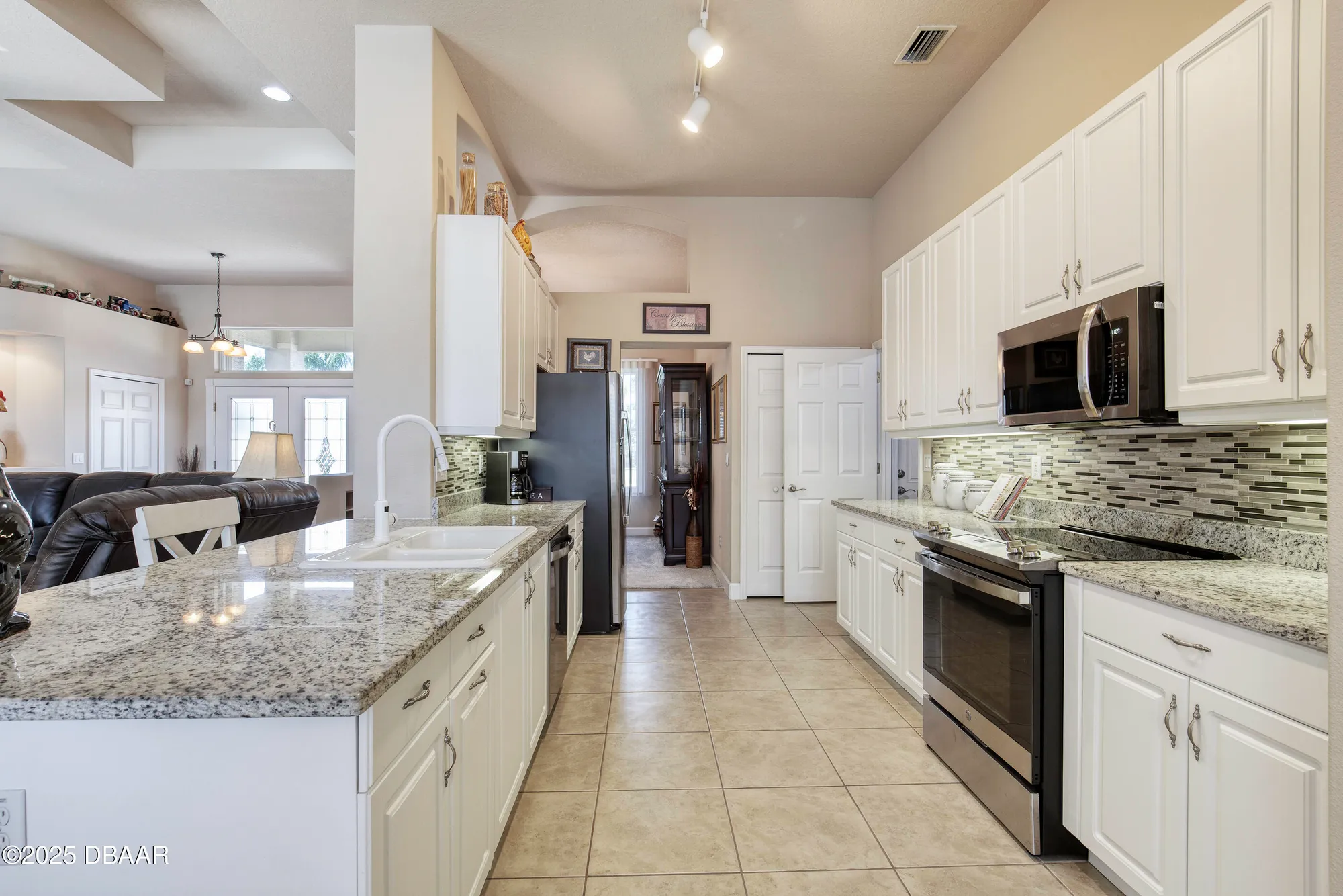 Property Slideshow image 18 of 69 | 199 black hickory way, Ormond Beach, FL, 32174