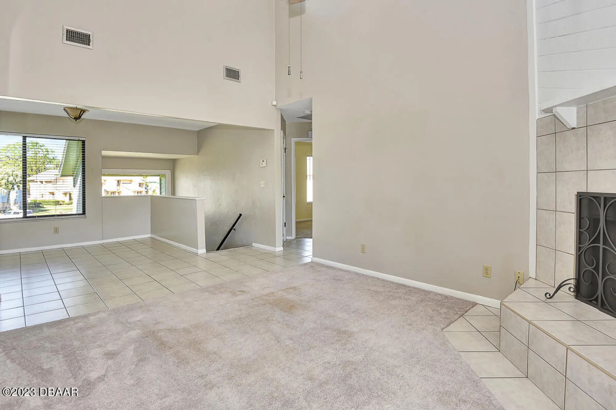 Property Slideshow image 16 of 50 | 114 blue heron dr d, Daytona Beach, FL, 32119