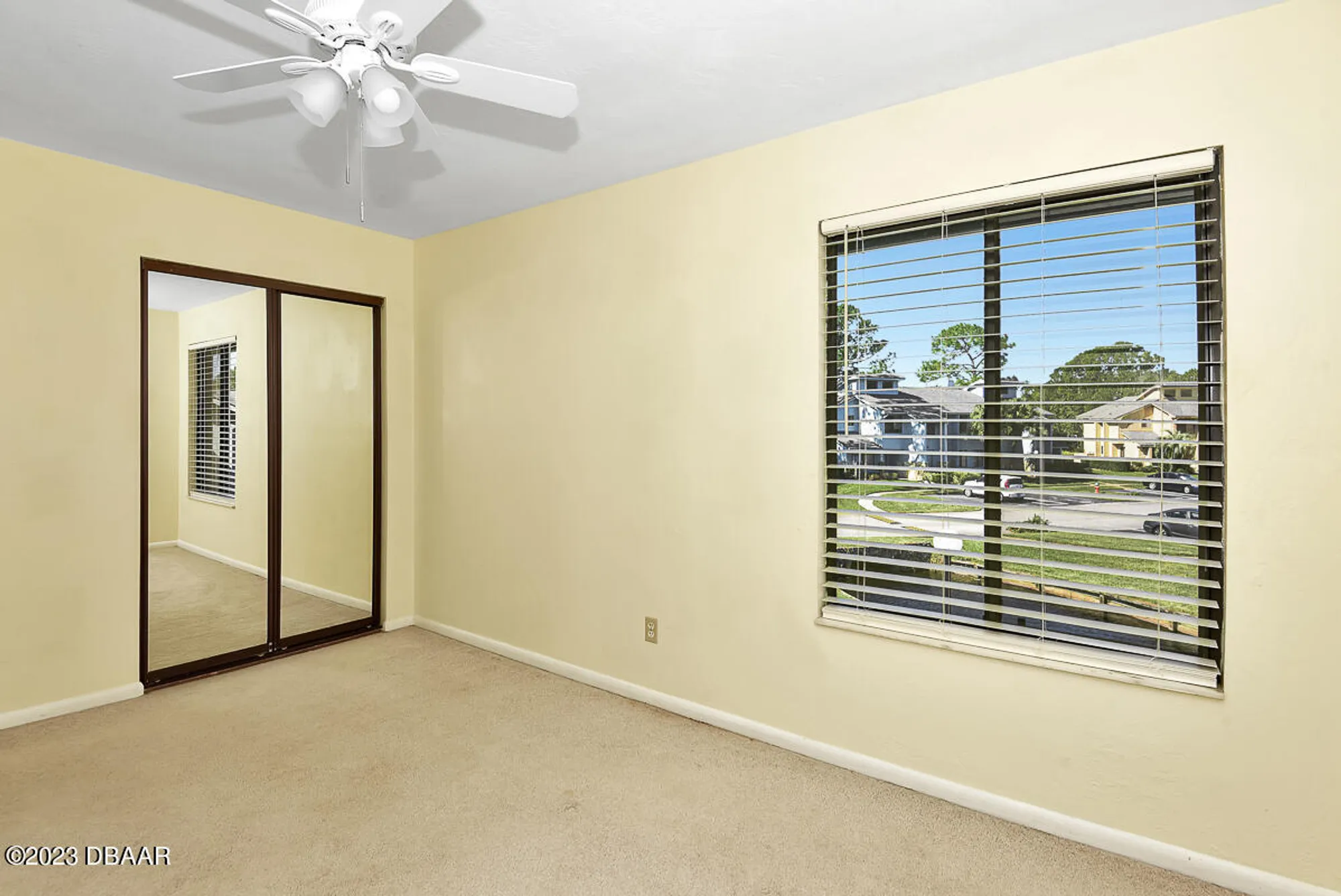 Property Slideshow image 20 of 50 | 114 blue heron dr d, Daytona Beach, FL, 32119