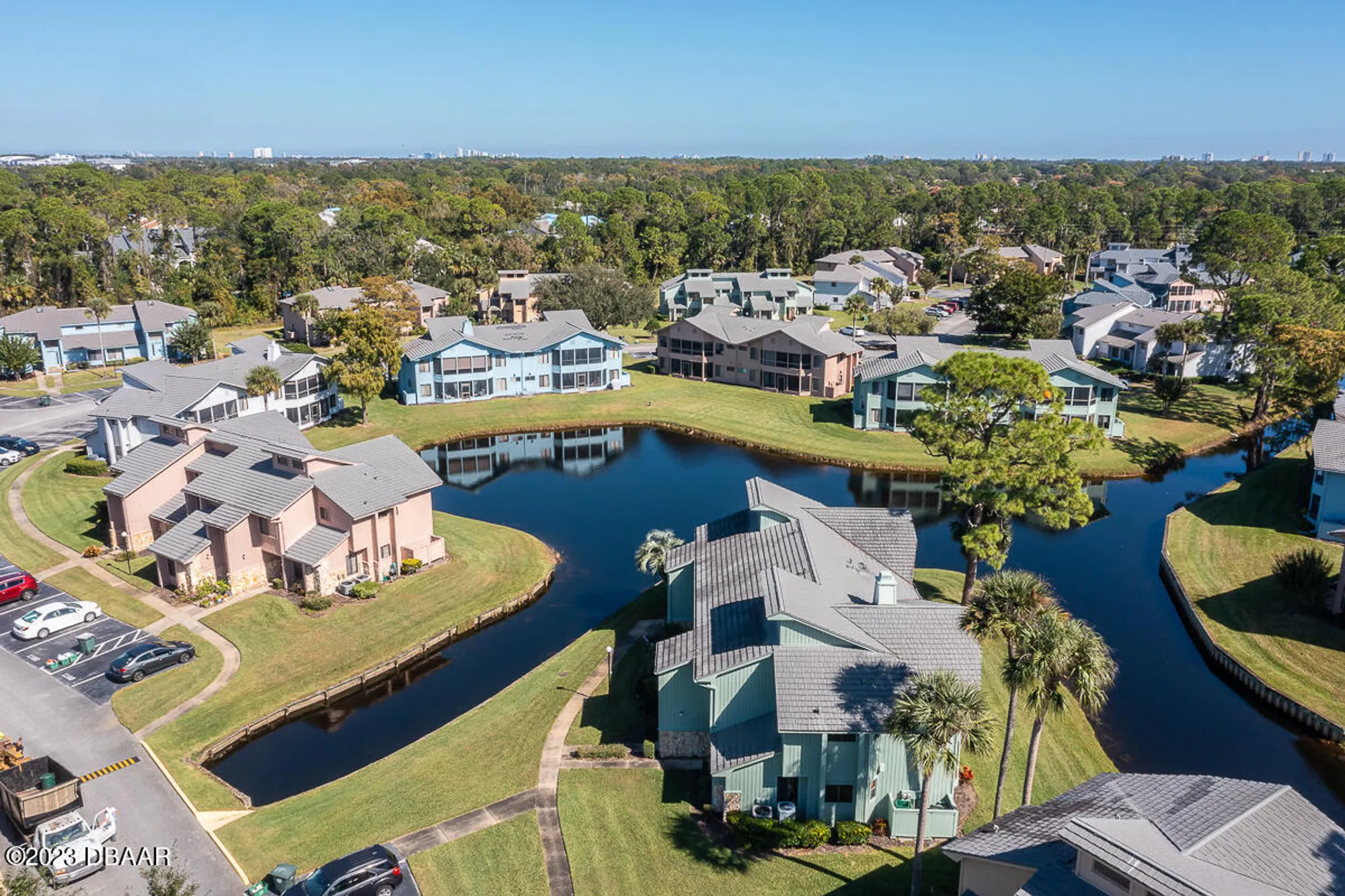 Property Slideshow image 32 of 50 | 114 blue heron dr d, Daytona Beach, FL, 32119