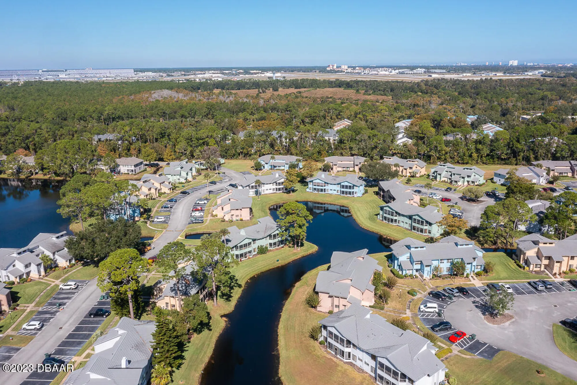 Property Slideshow image 40 of 50 | 114 blue heron dr d, Daytona Beach, FL, 32119