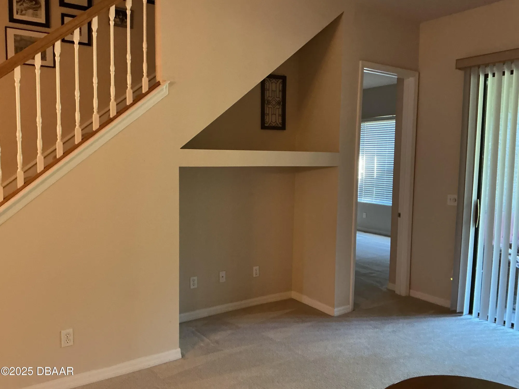 Property Slideshow image 3 of 44 | 1109 hansberry ct, Ormond Beach, FL, 32174