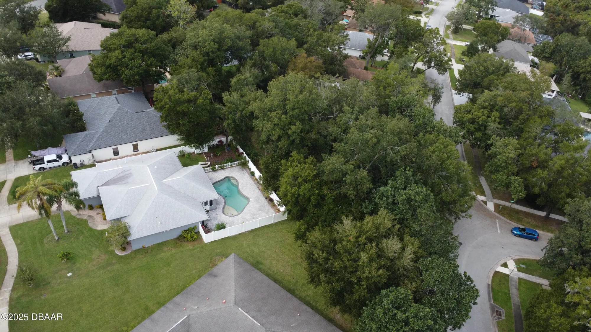 Property Slideshow image 4 of 65 | 1305 shadow path dr, Port Orange, FL, 32128