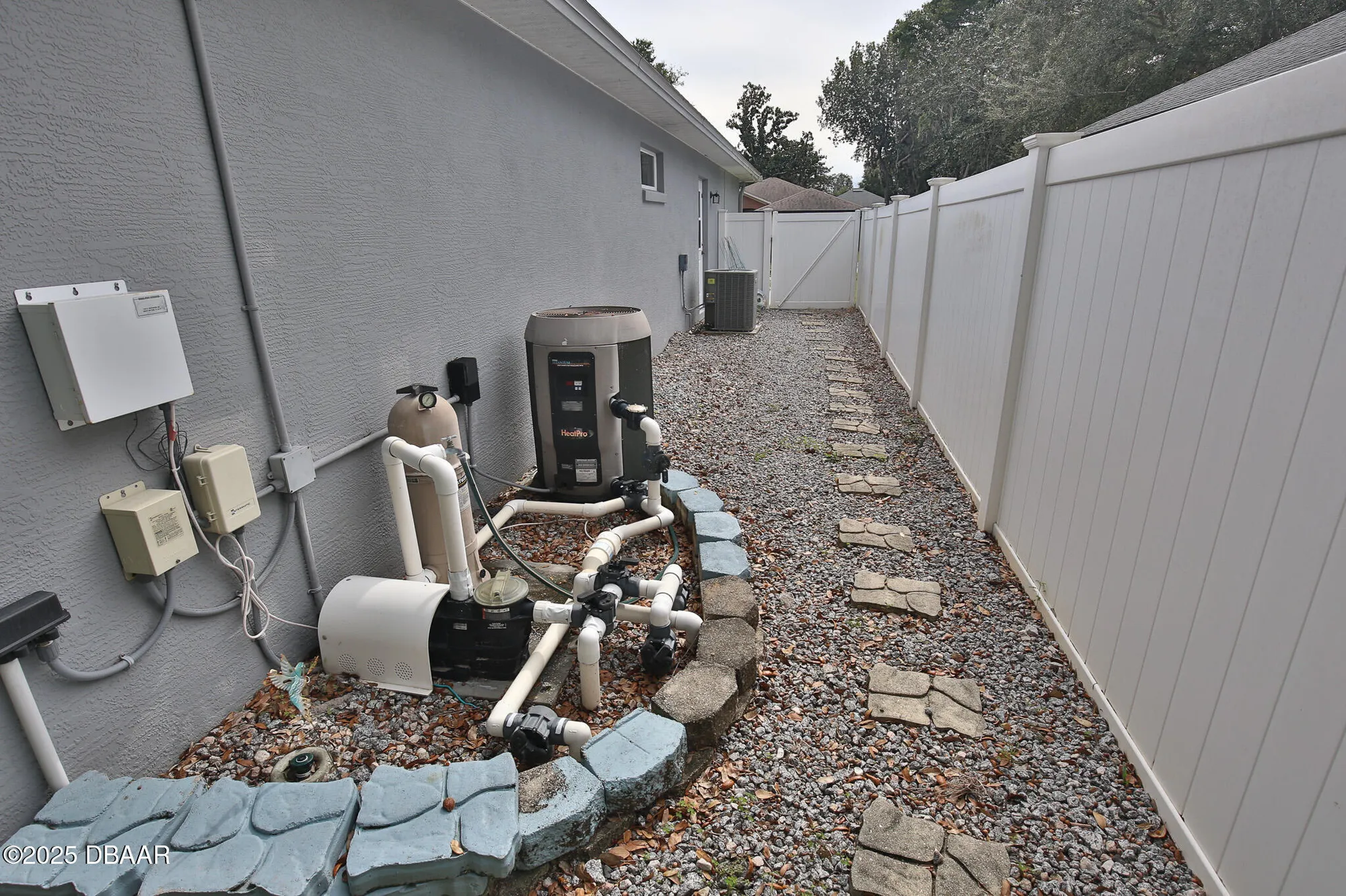 Property Slideshow image 37 of 65 | 1305 shadow path dr, Port Orange, FL, 32128