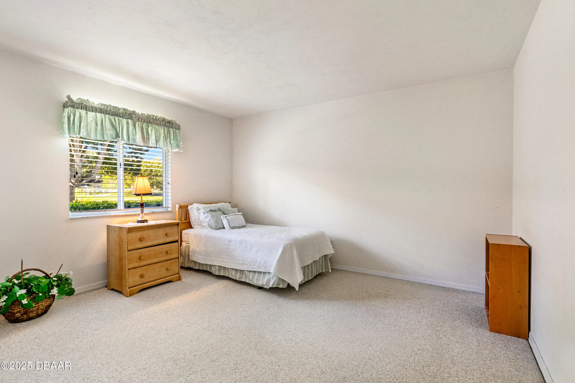 Property Slideshow image 25 of 50 | 38 treetop cir, Ormond Beach, FL, 32174