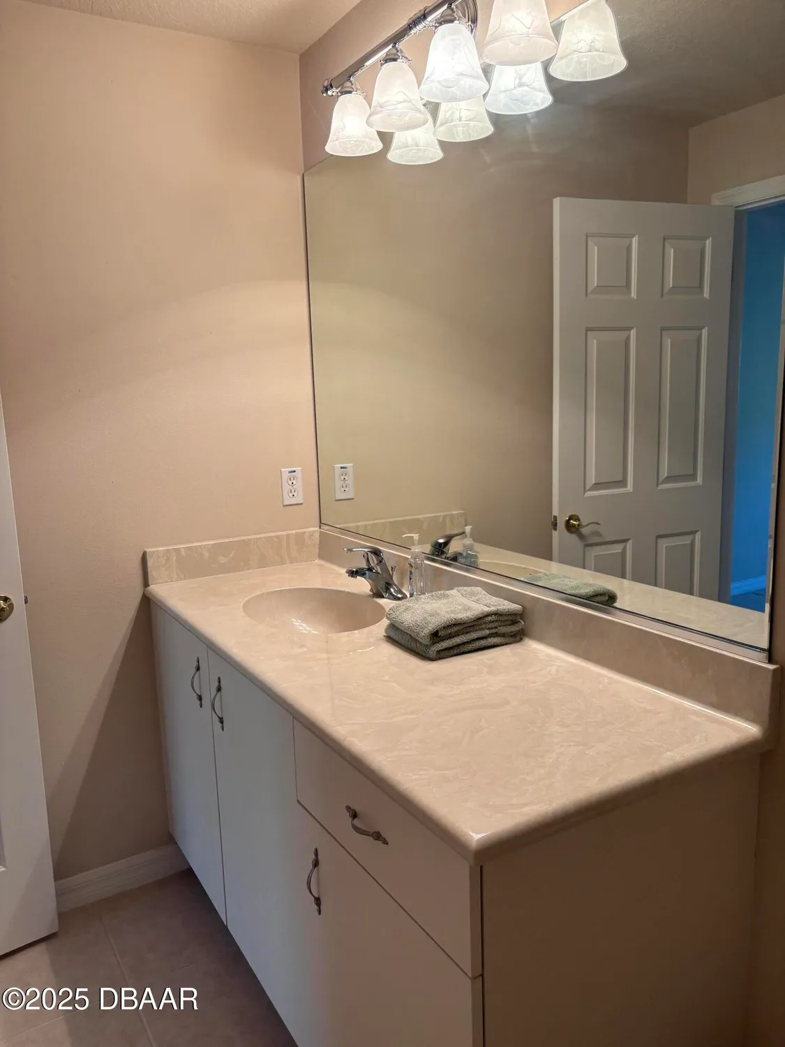 Property Slideshow image 39 of 44 | 1109 hansberry ct, Ormond Beach, FL, 32174