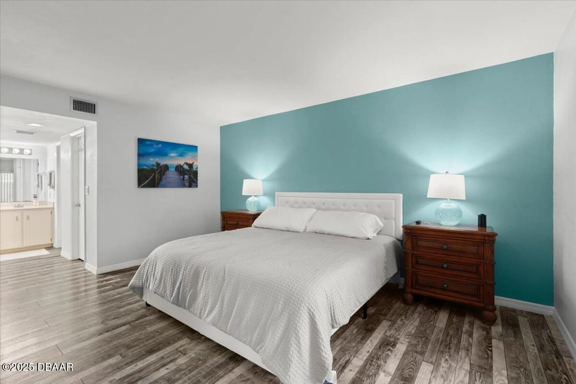 Property Slideshow image 16 of 28 | 102 bob white ct c, Daytona Beach, FL, 32119