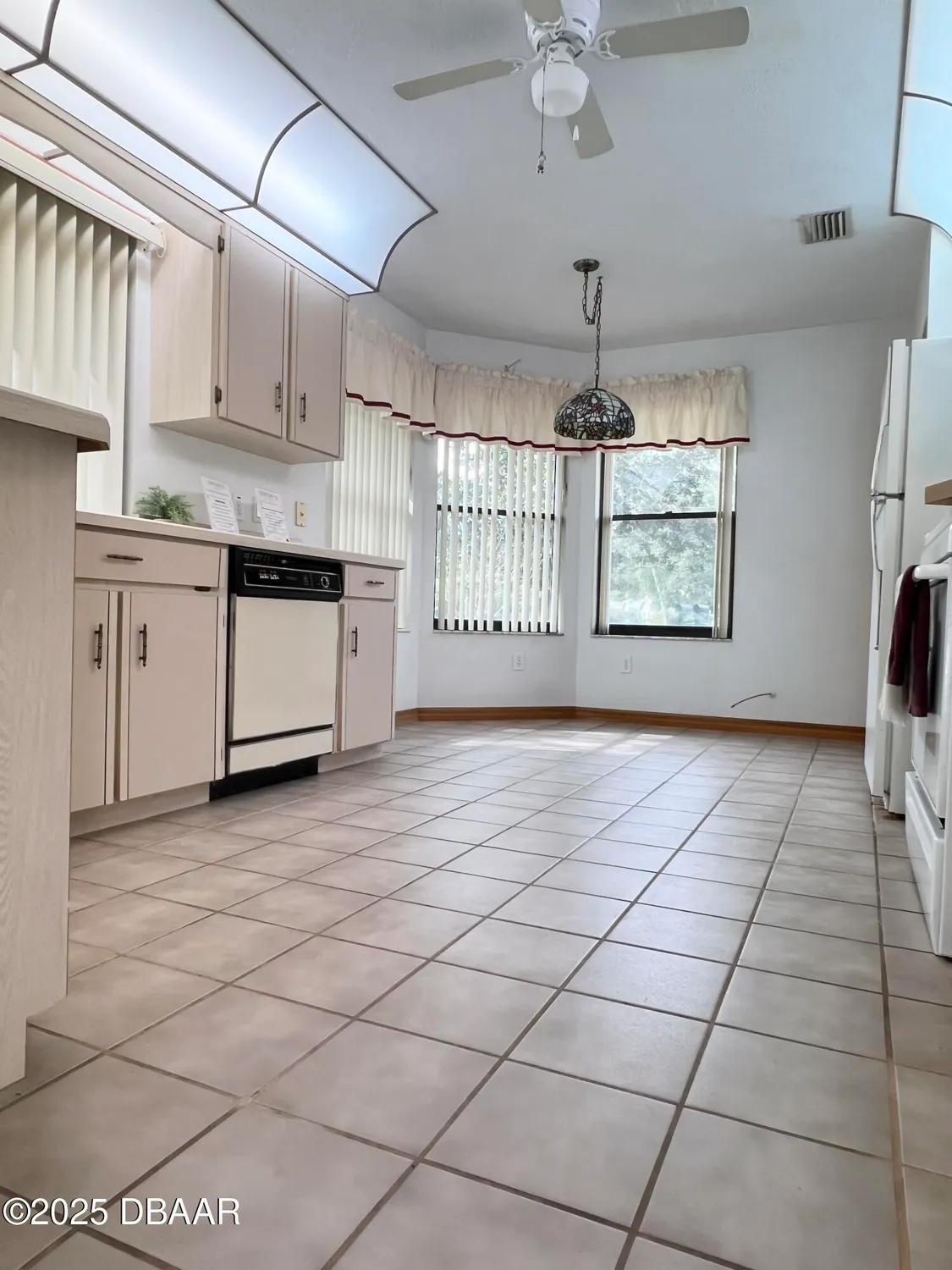 Property Slideshow image 6 of 37 | 112 underbrush trl, Port Orange, FL, 32128