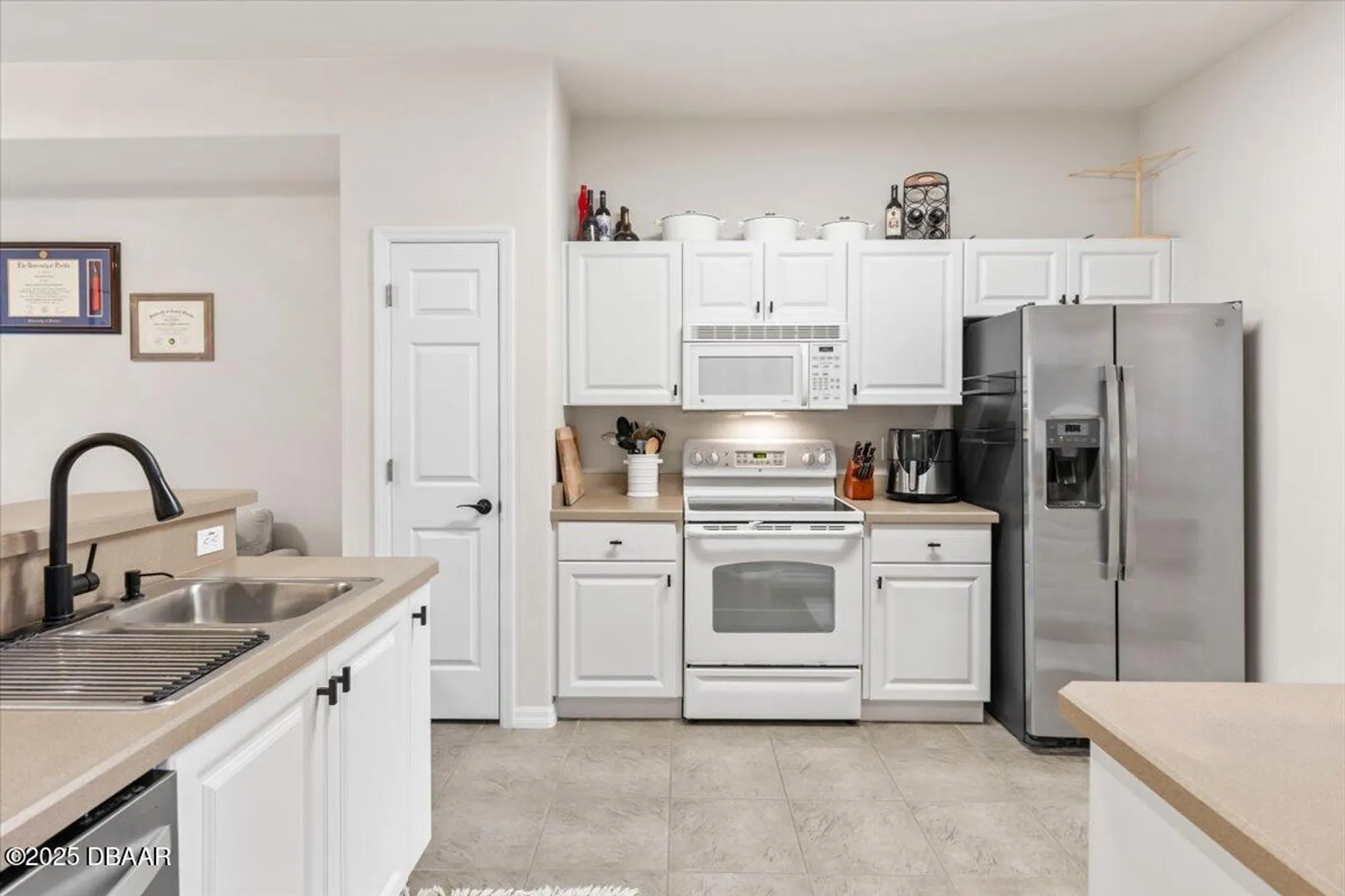 Property Slideshow image 22 of 59 | 3609 casello dr, New Smyrna Beach, FL, 32168