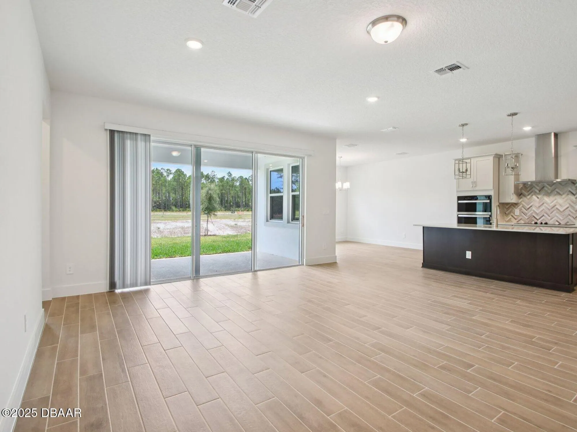 Property Slideshow image 3 of 12 | 422 brookhaven trl, Ormond Beach, FL, 32174