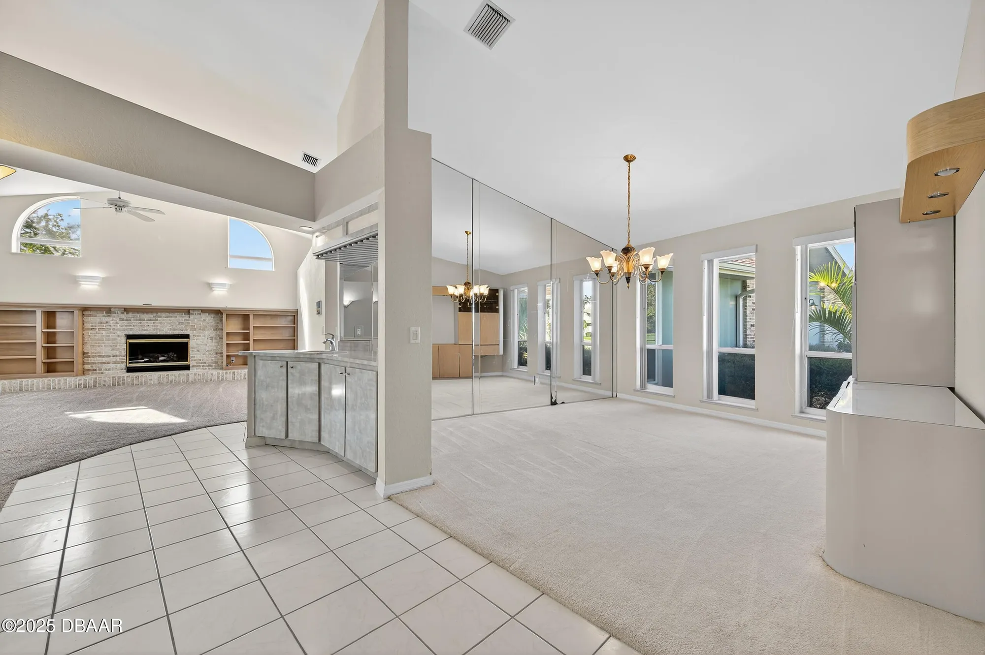 Property Slideshow image 4 of 20 | 17 magnolia dr n, Ormond Beach, FL, 32174