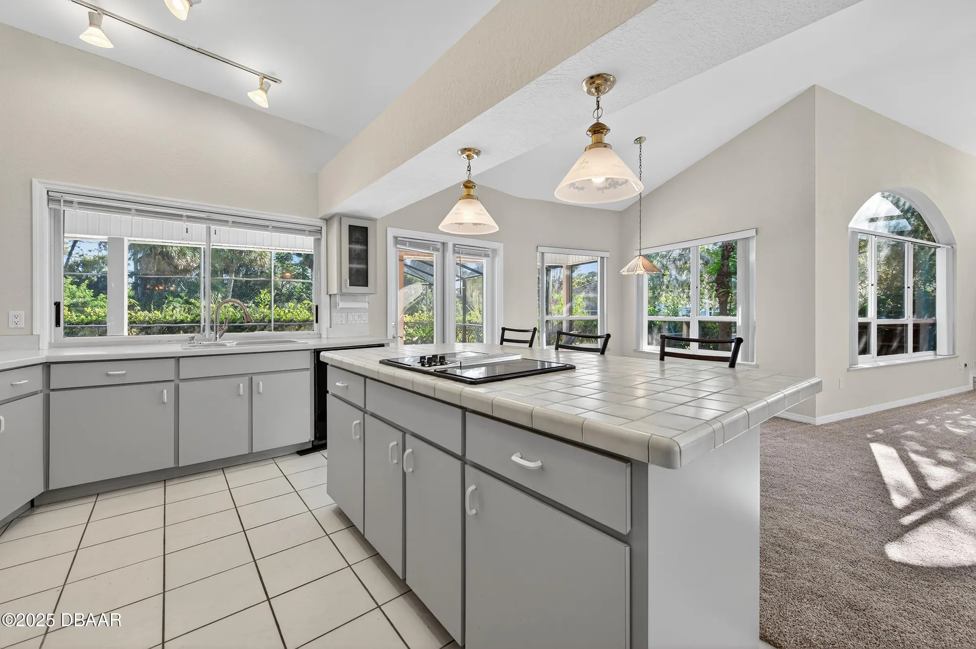 Property Slideshow image 3 of 20 | 17 magnolia dr n, Ormond Beach, FL, 32174