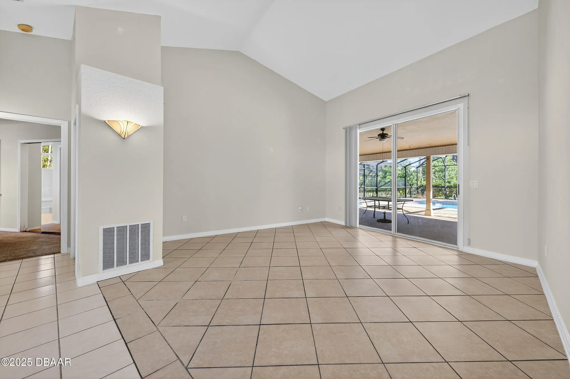 Property Slideshow image 7 of 20 | 17 magnolia dr n, Ormond Beach, FL, 32174