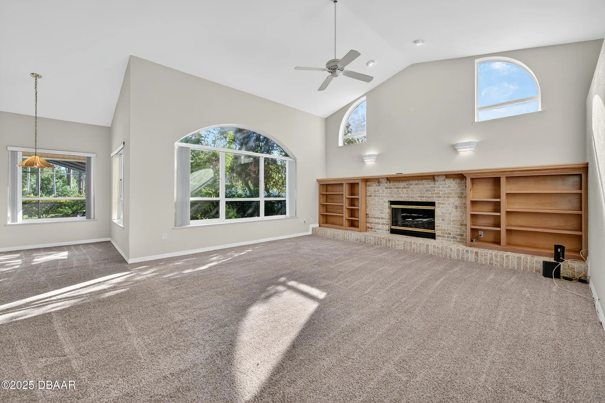Property Slideshow image 6 of 20 | 17 magnolia dr n, Ormond Beach, FL, 32174