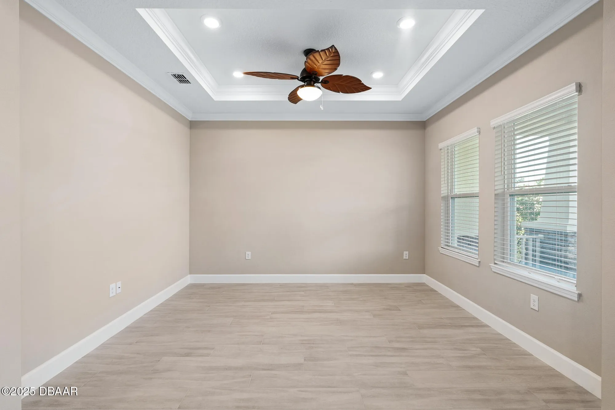 Property Slideshow image 8 of 120 | 1312 arklow cir, Ormond Beach, FL, 32174