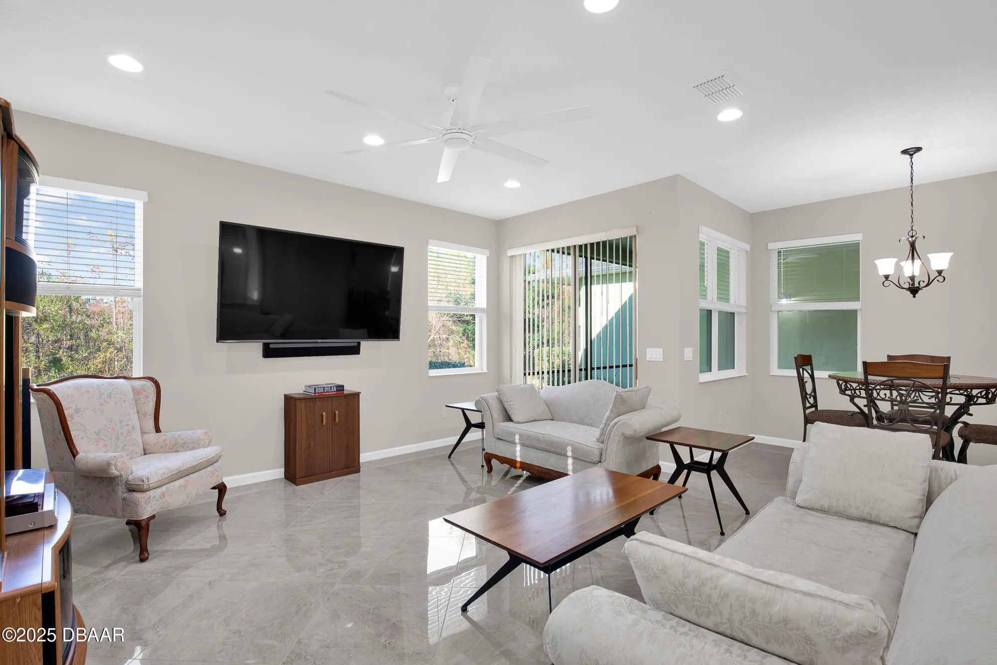 Property Slideshow image 12 of 106 | 173 coral reef way, Daytona Beach, FL, 32124