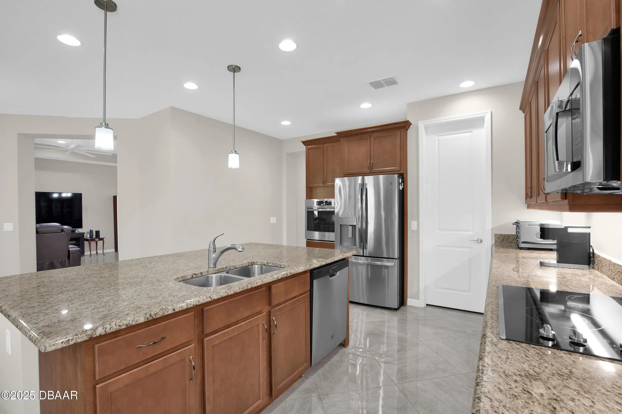 Property Slideshow image 19 of 106 | 173 coral reef way, Daytona Beach, FL, 32124