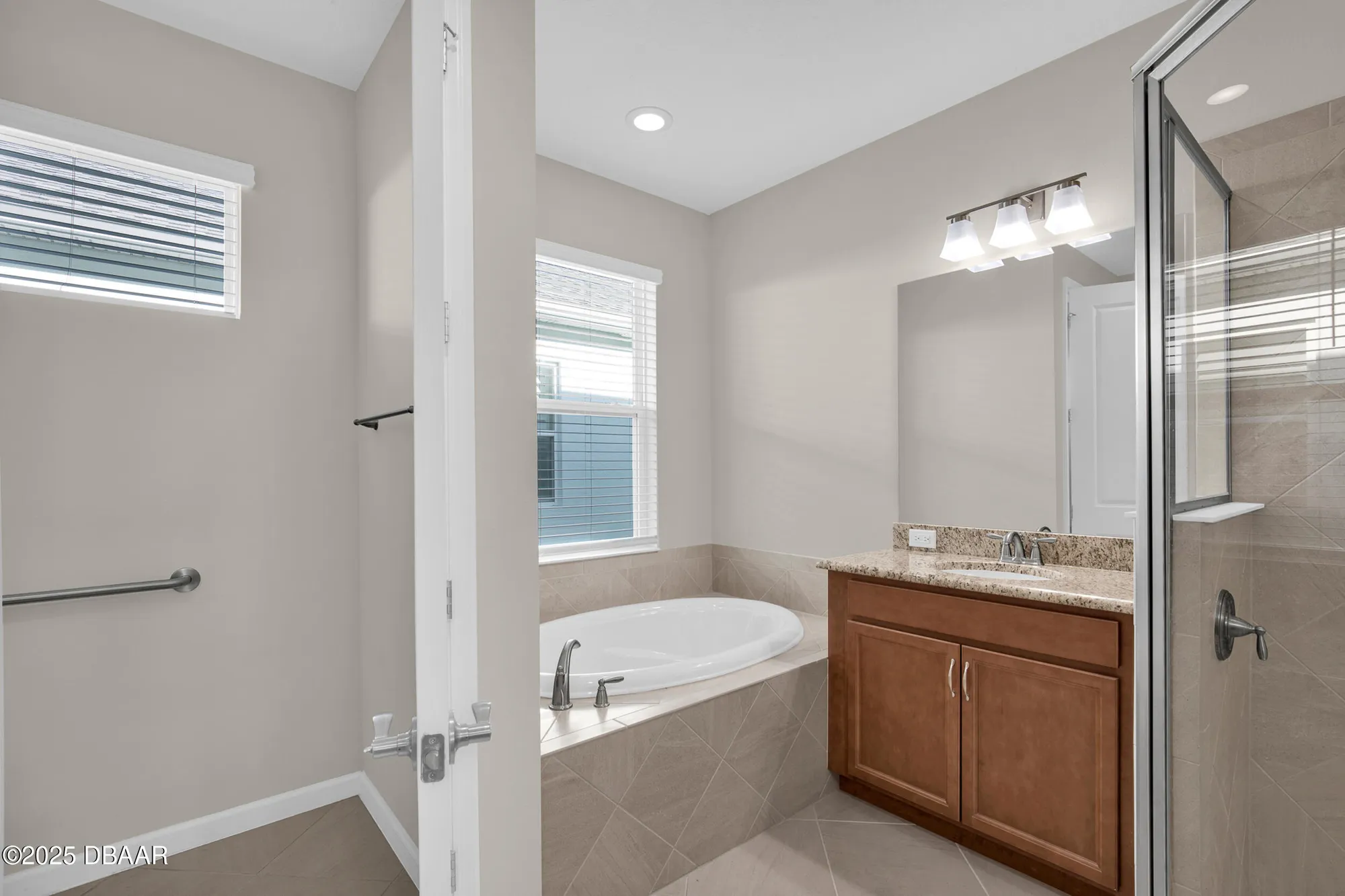 Property Slideshow image 26 of 106 | 173 coral reef way, Daytona Beach, FL, 32124