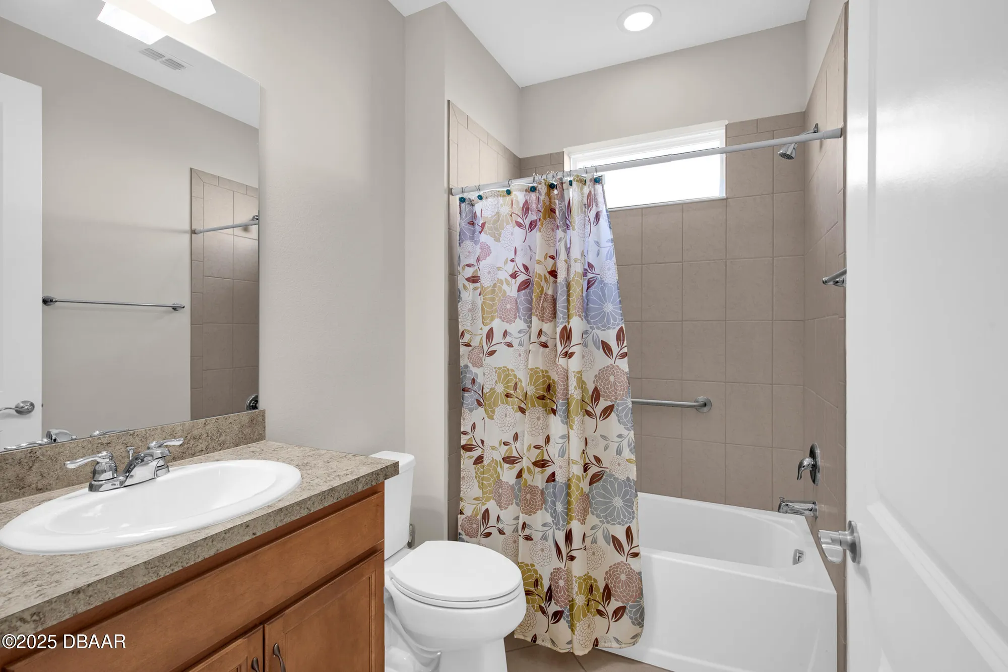 Property Slideshow image 34 of 106 | 173 coral reef way, Daytona Beach, FL, 32124