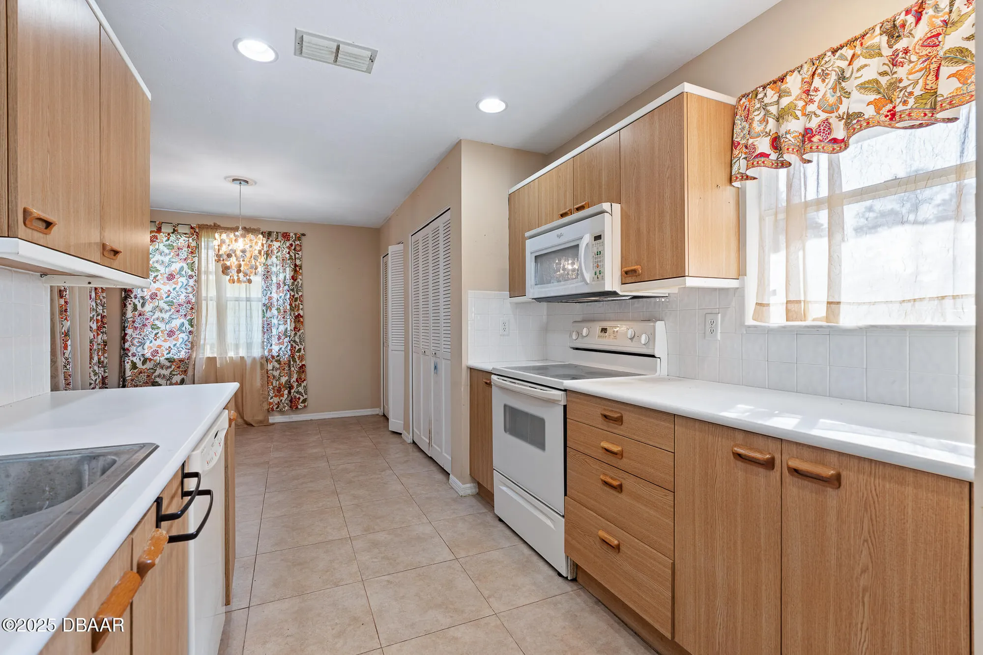 Property Slideshow image 10 of 55 | 22 jasmine run, Ormond Beach, FL, 32174