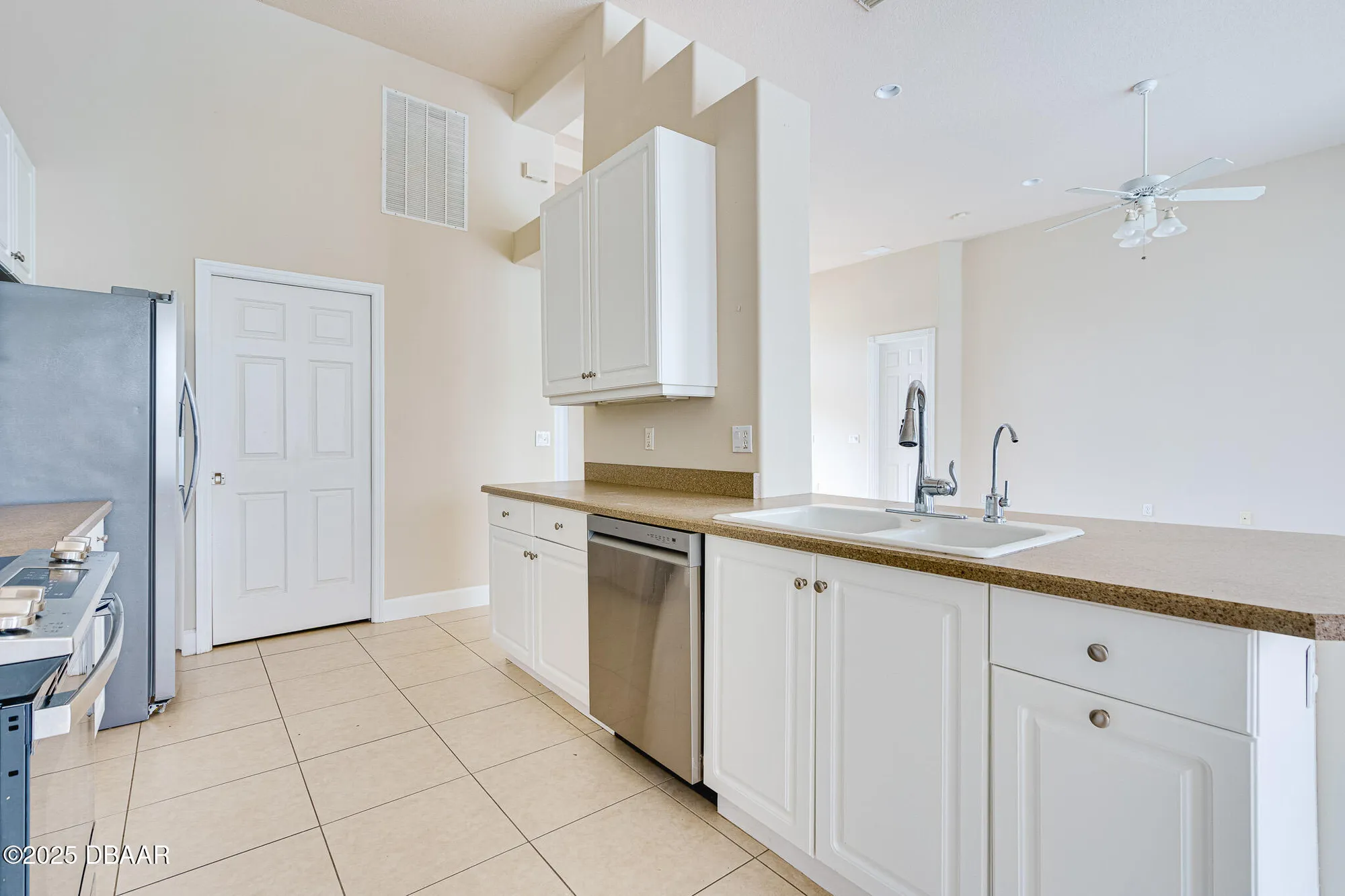 Property Slideshow image 8 of 37 | 180 black hickory way, Ormond Beach, FL, 32174