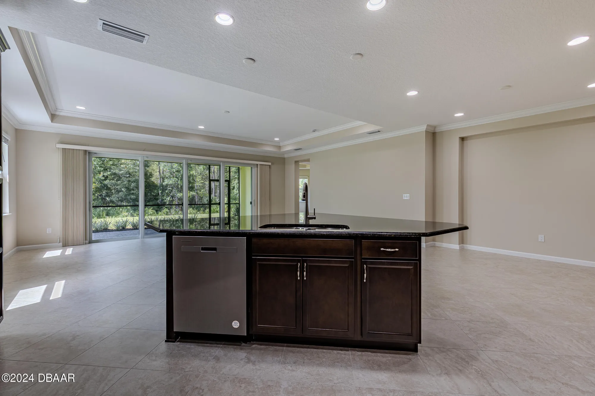 Property Slideshow image 7 of 99 | 929 bama breeze dr, Daytona Beach, FL, 32124