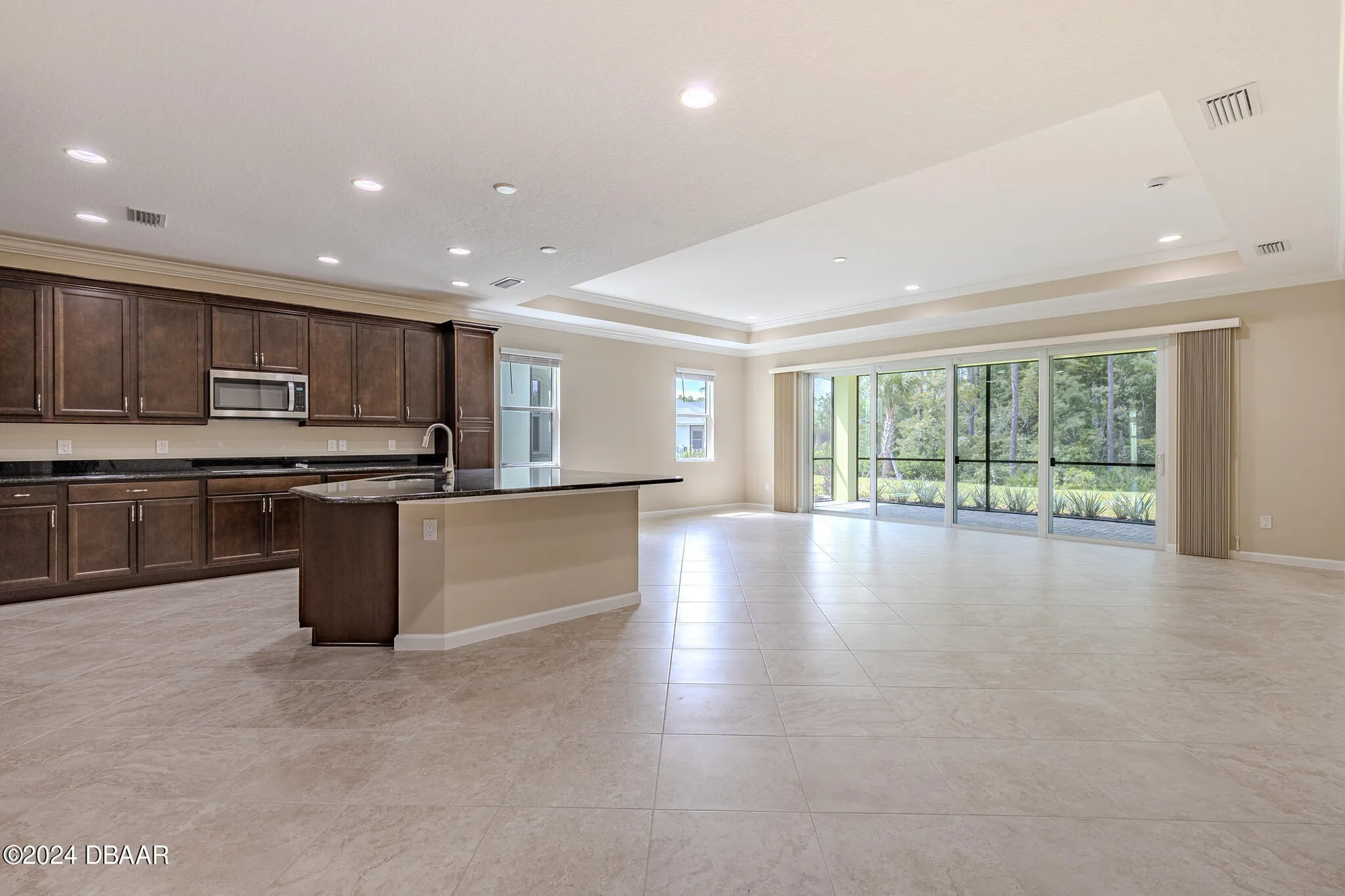 Property Slideshow image 10 of 99 | 929 bama breeze dr, Daytona Beach, FL, 32124