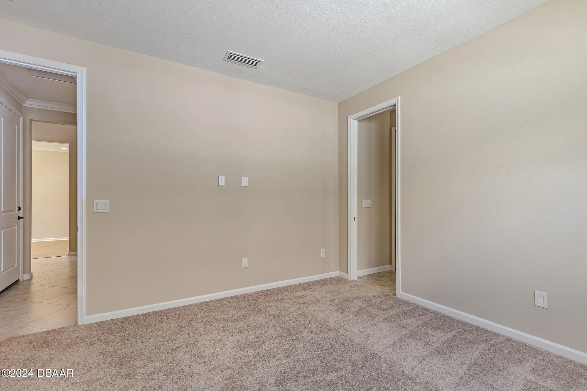 Property Slideshow image 25 of 99 | 929 bama breeze dr, Daytona Beach, FL, 32124