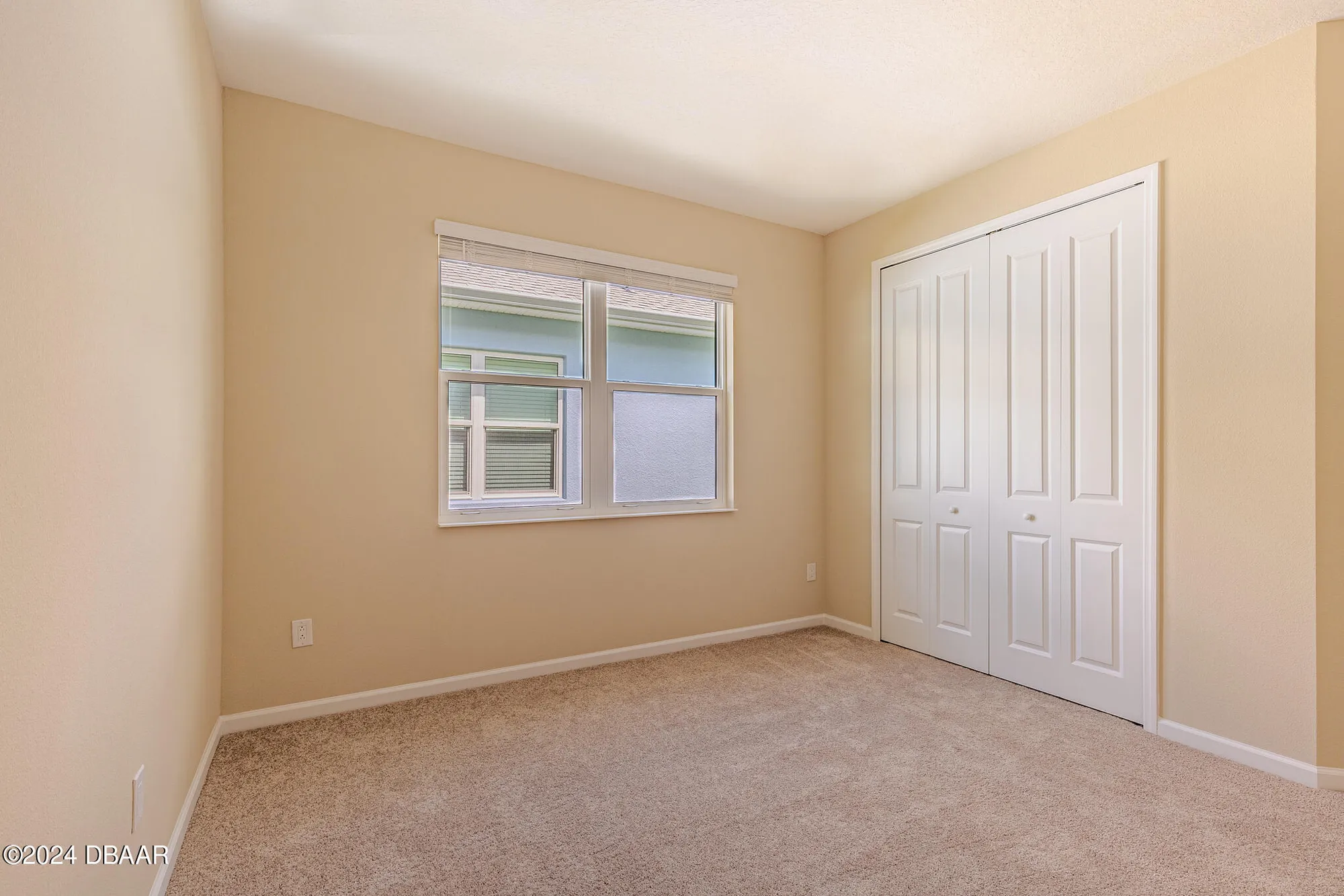 Property Slideshow image 27 of 99 | 929 bama breeze dr, Daytona Beach, FL, 32124