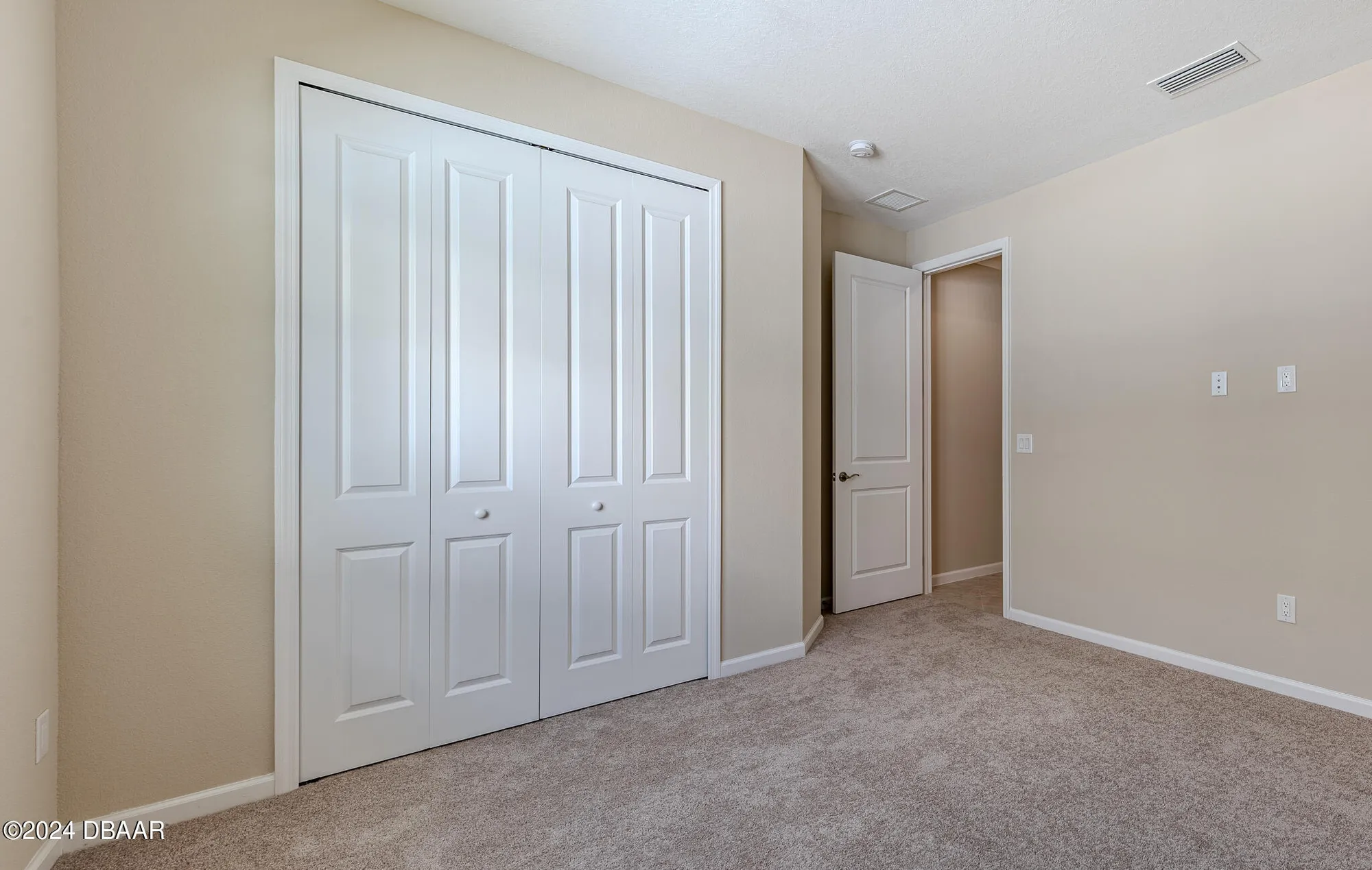 Property Slideshow image 26 of 99 | 929 bama breeze dr, Daytona Beach, FL, 32124