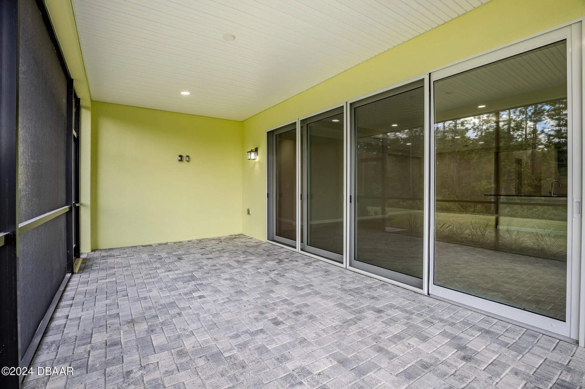 Property Slideshow image 40 of 99 | 929 bama breeze dr, Daytona Beach, FL, 32124