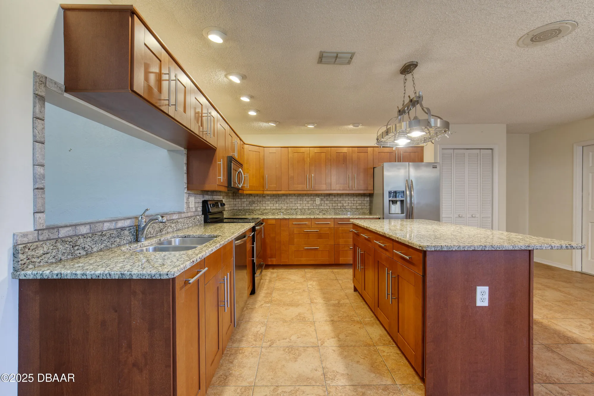 Property Slideshow image 9 of 61 | 144 avocet ct, Daytona Beach, FL, 32119