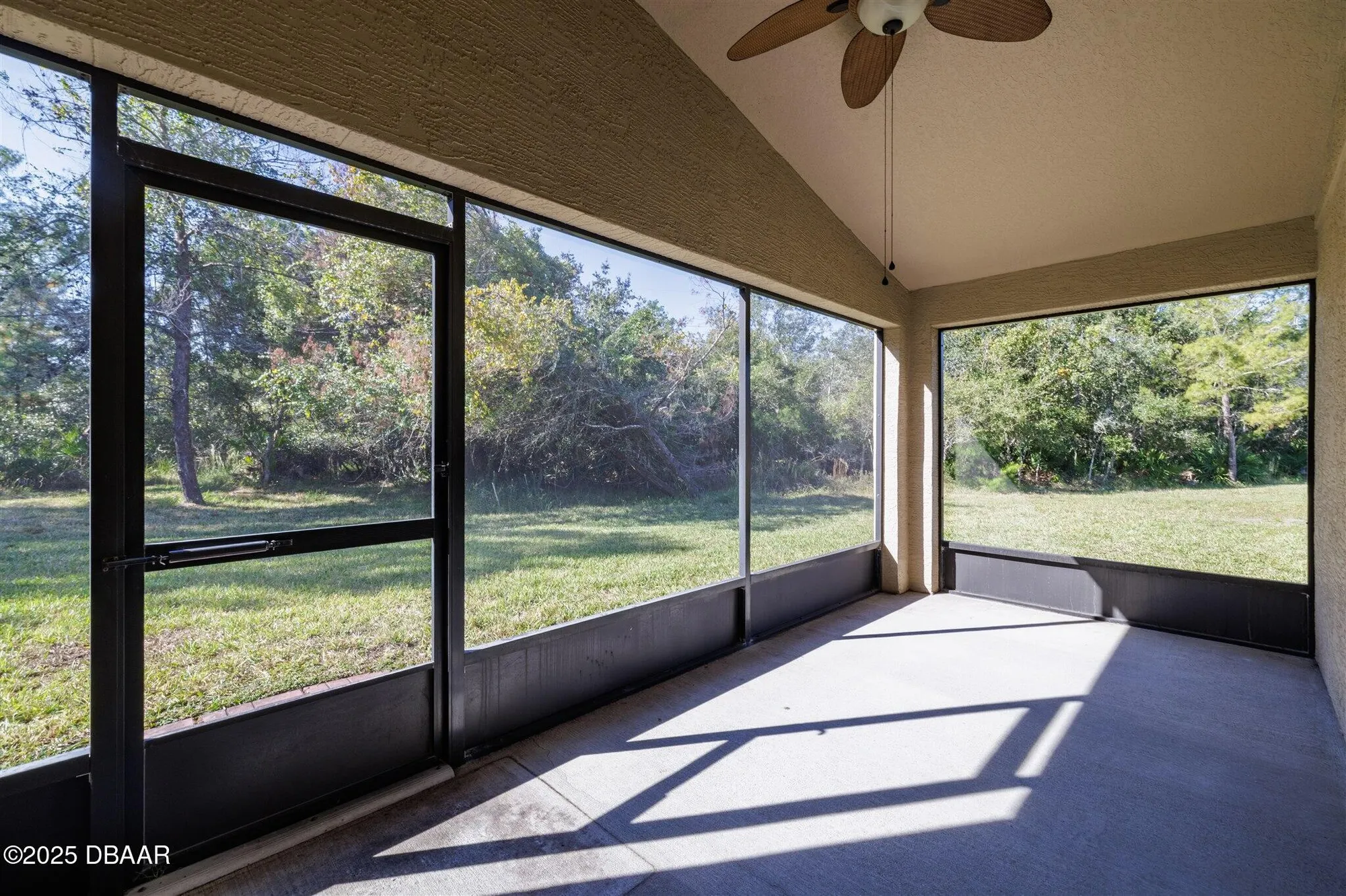 Property Slideshow image 22 of 38 | 3158 connemara dr, Ormond Beach, FL, 32174