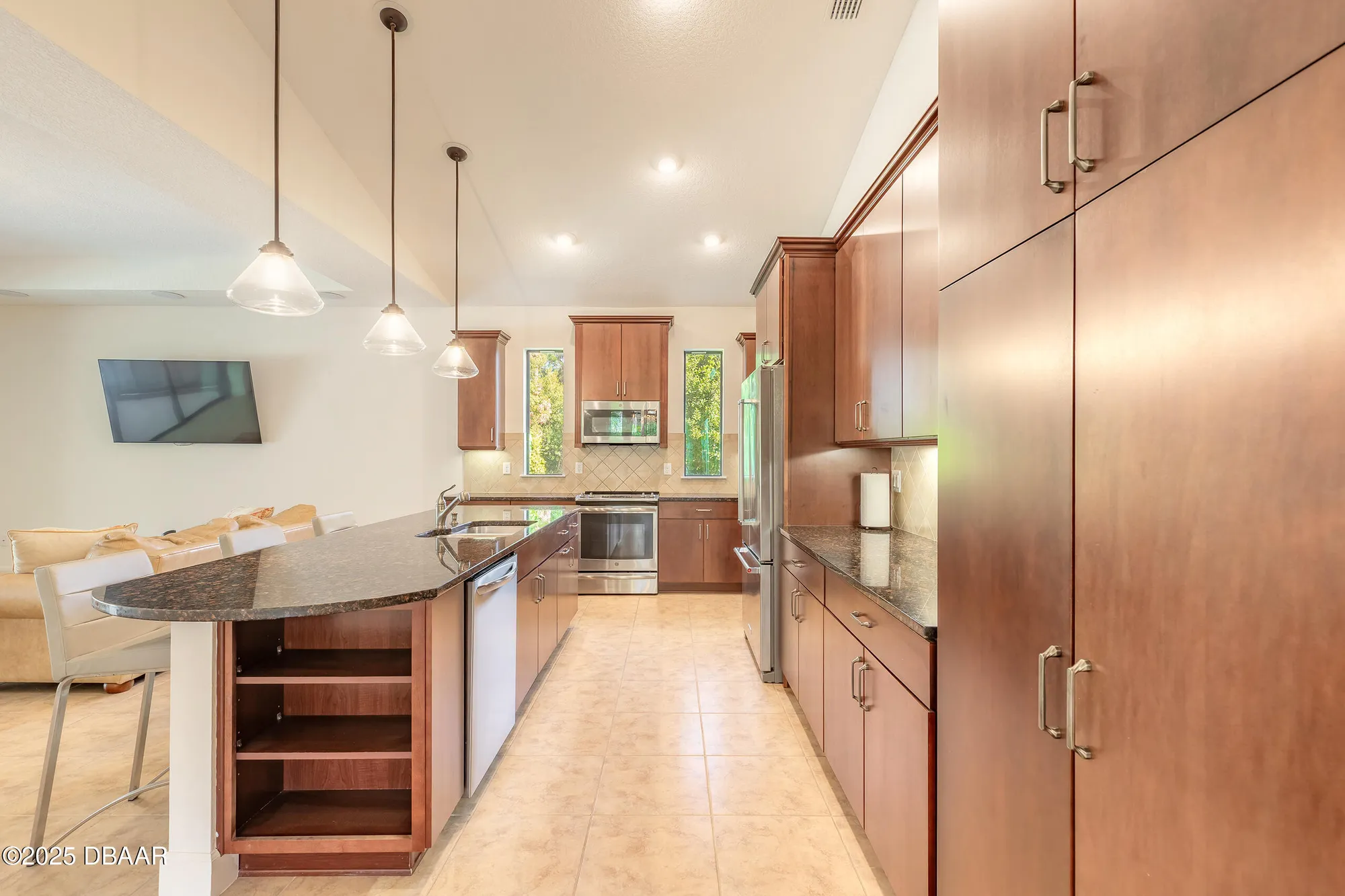 Property Slideshow image 9 of 54 | 27 bay ct, Ormond Beach, FL, 32174