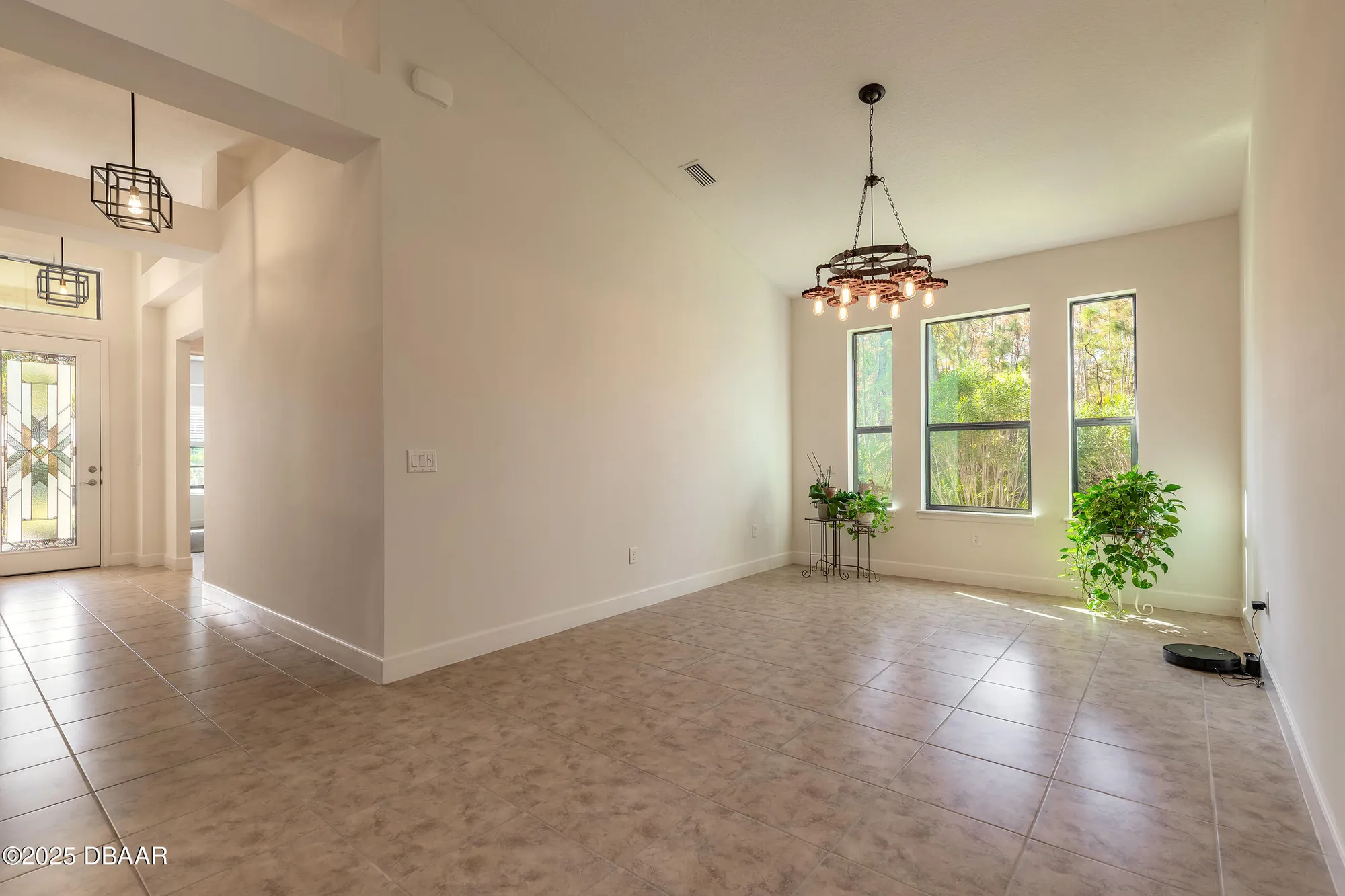 Property Slideshow image 7 of 54 | 27 bay ct, Ormond Beach, FL, 32174