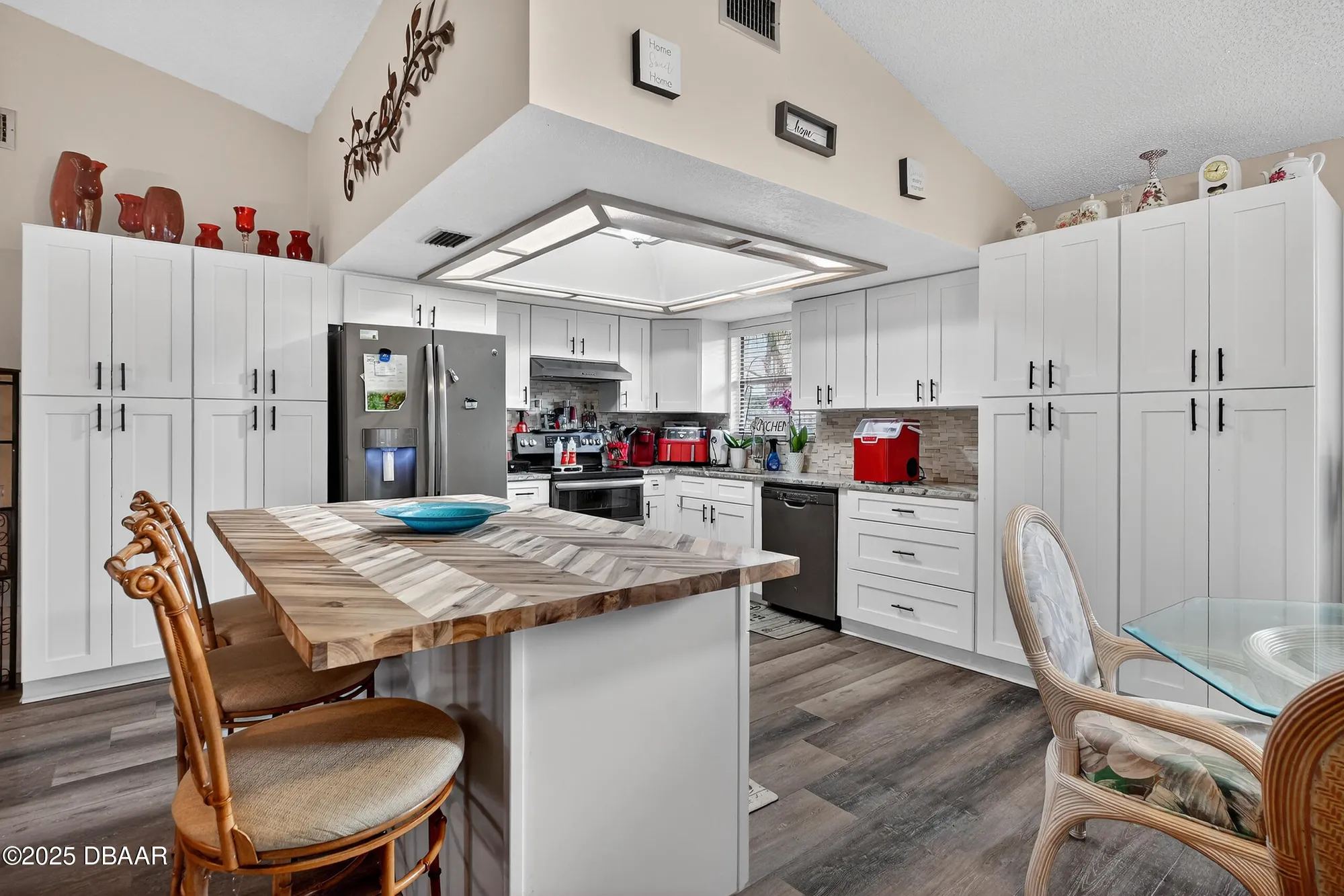 Property Slideshow image 5 of 39 | 144 herring gull ct, Daytona Beach, FL, 32119