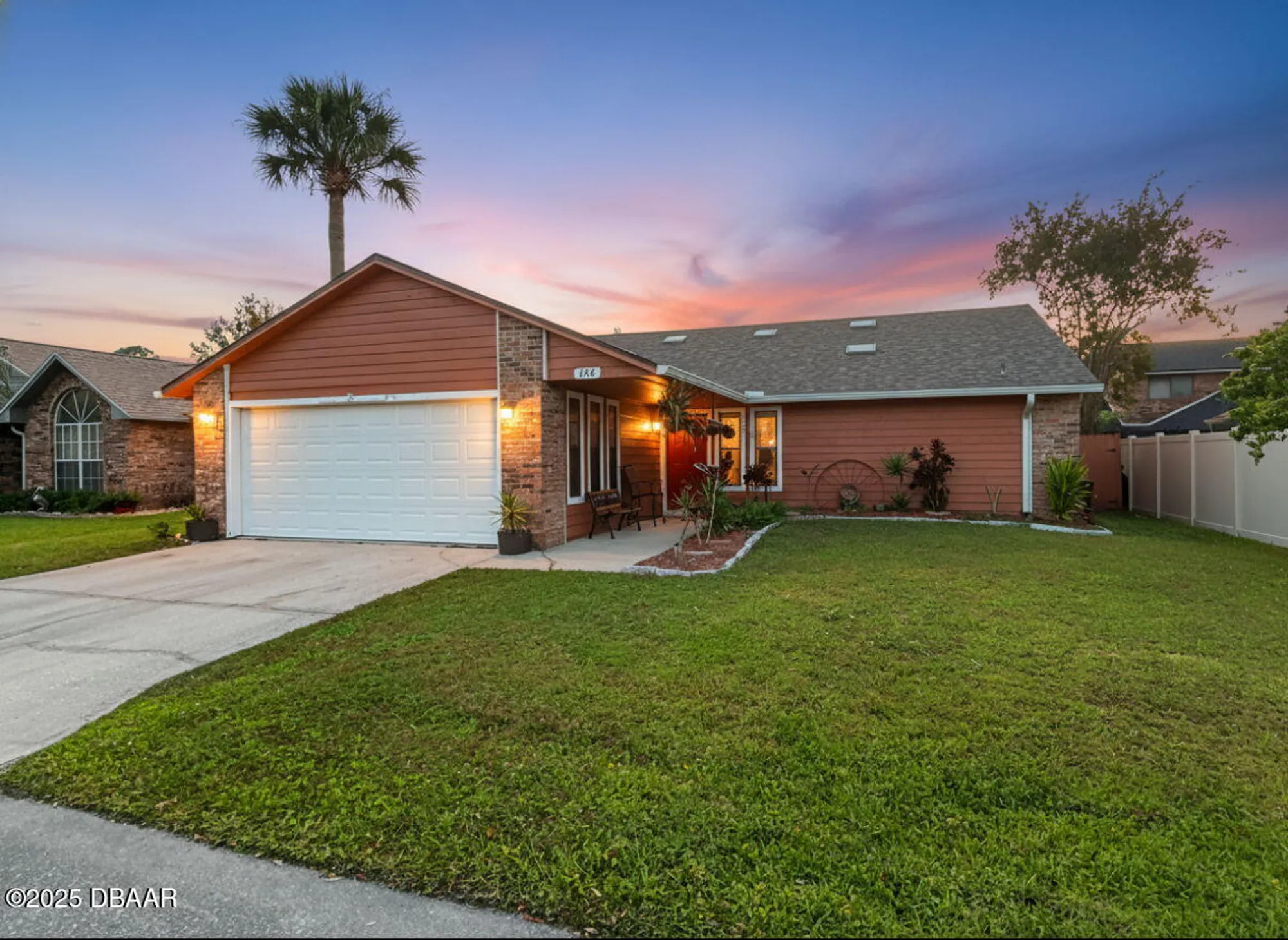 Property Slideshow image 1 of 39 | 144 herring gull ct, Daytona Beach, FL, 32119