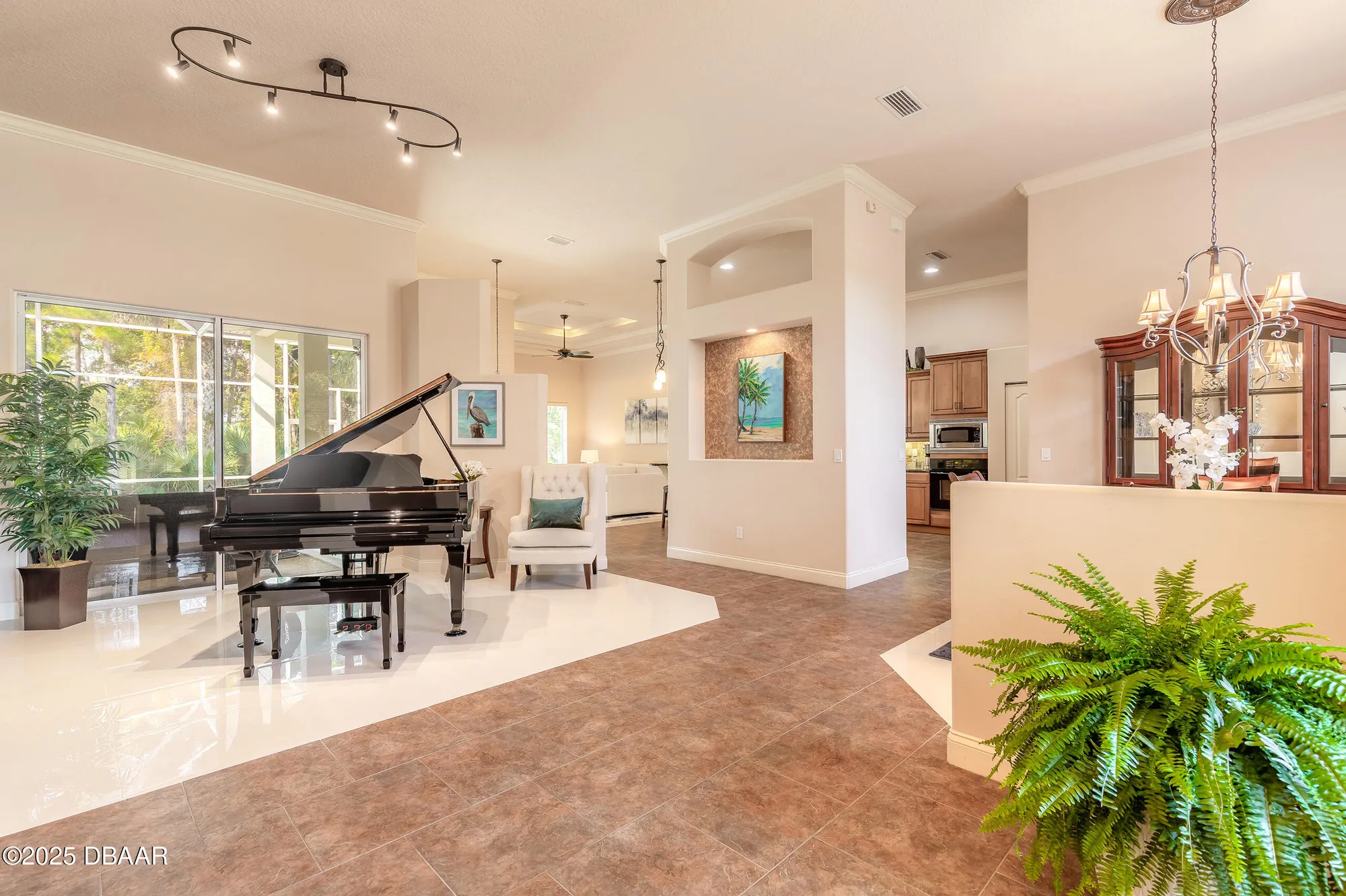 Property Slideshow image 5 of 49 | 1480 kilrush dr, Ormond Beach, FL, 32174