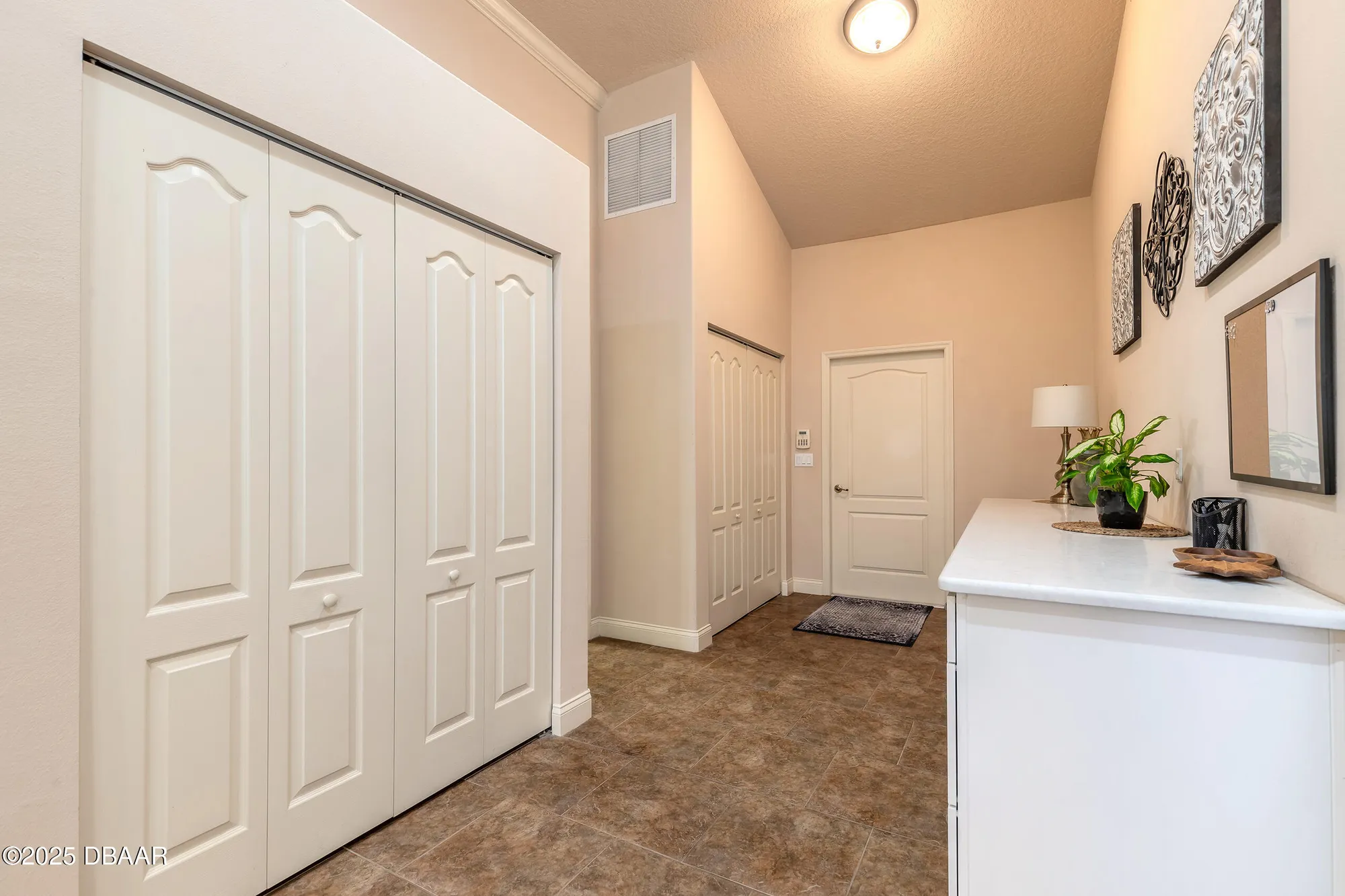 Property Slideshow image 15 of 49 | 1480 kilrush dr, Ormond Beach, FL, 32174