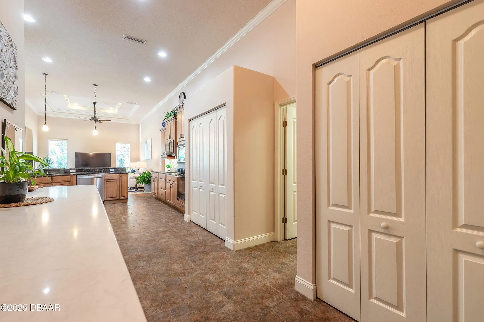 Property Slideshow image 16 of 49 | 1480 kilrush dr, Ormond Beach, FL, 32174