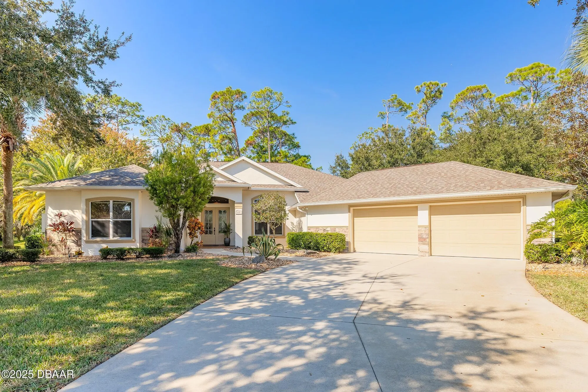 Property Slideshow image 1 of 49 | 1480 kilrush dr, Ormond Beach, FL, 32174
