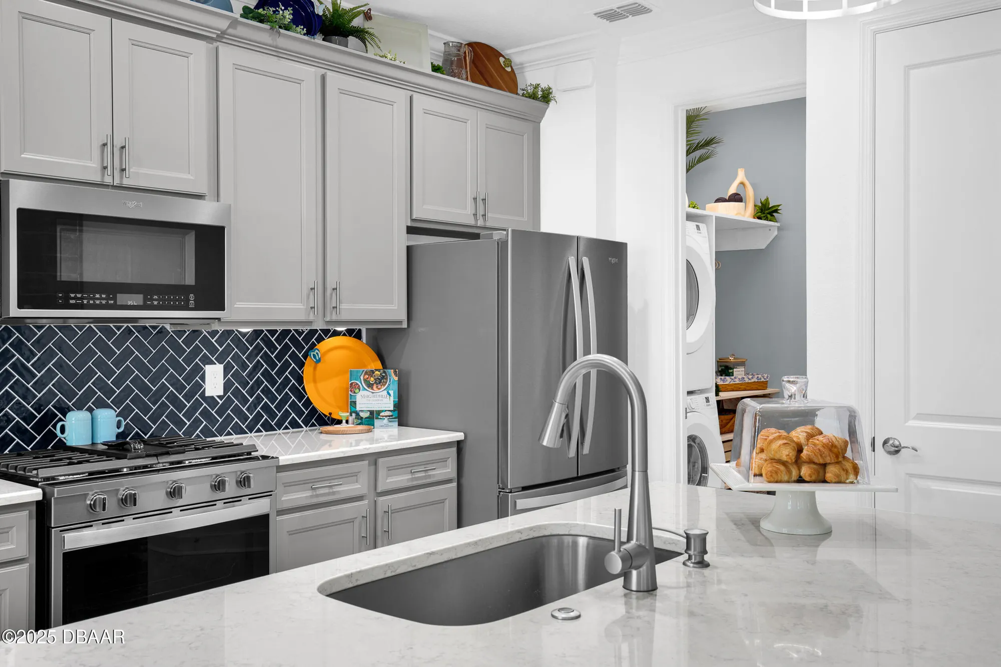 Property Slideshow image 12 of 99 | 533 hang loose way, Daytona Beach, FL, 32124