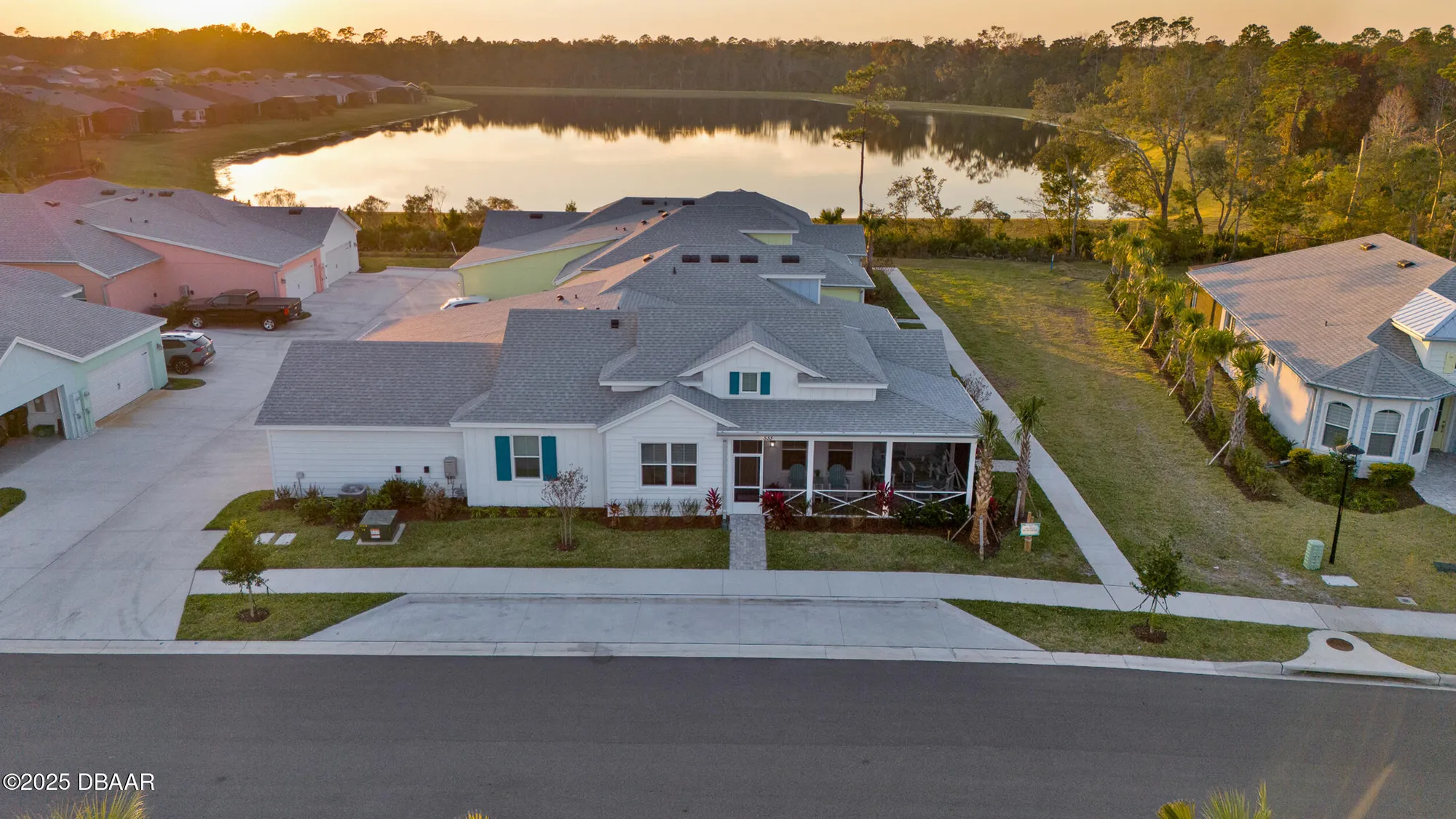 Property Slideshow image 42 of 99 | 533 hang loose way, Daytona Beach, FL, 32124