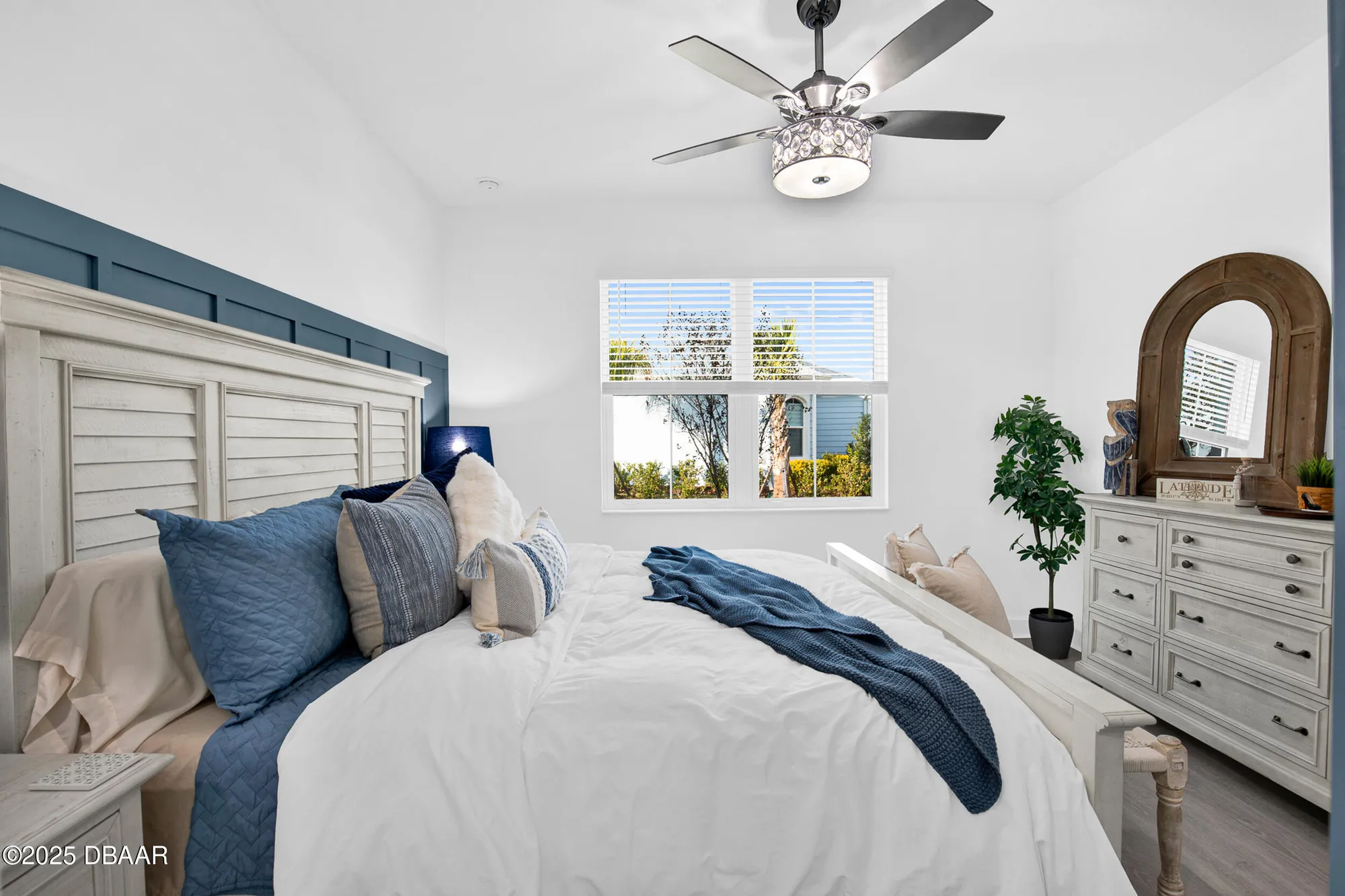 Property Slideshow image 21 of 99 | 533 hang loose way, Daytona Beach, FL, 32124