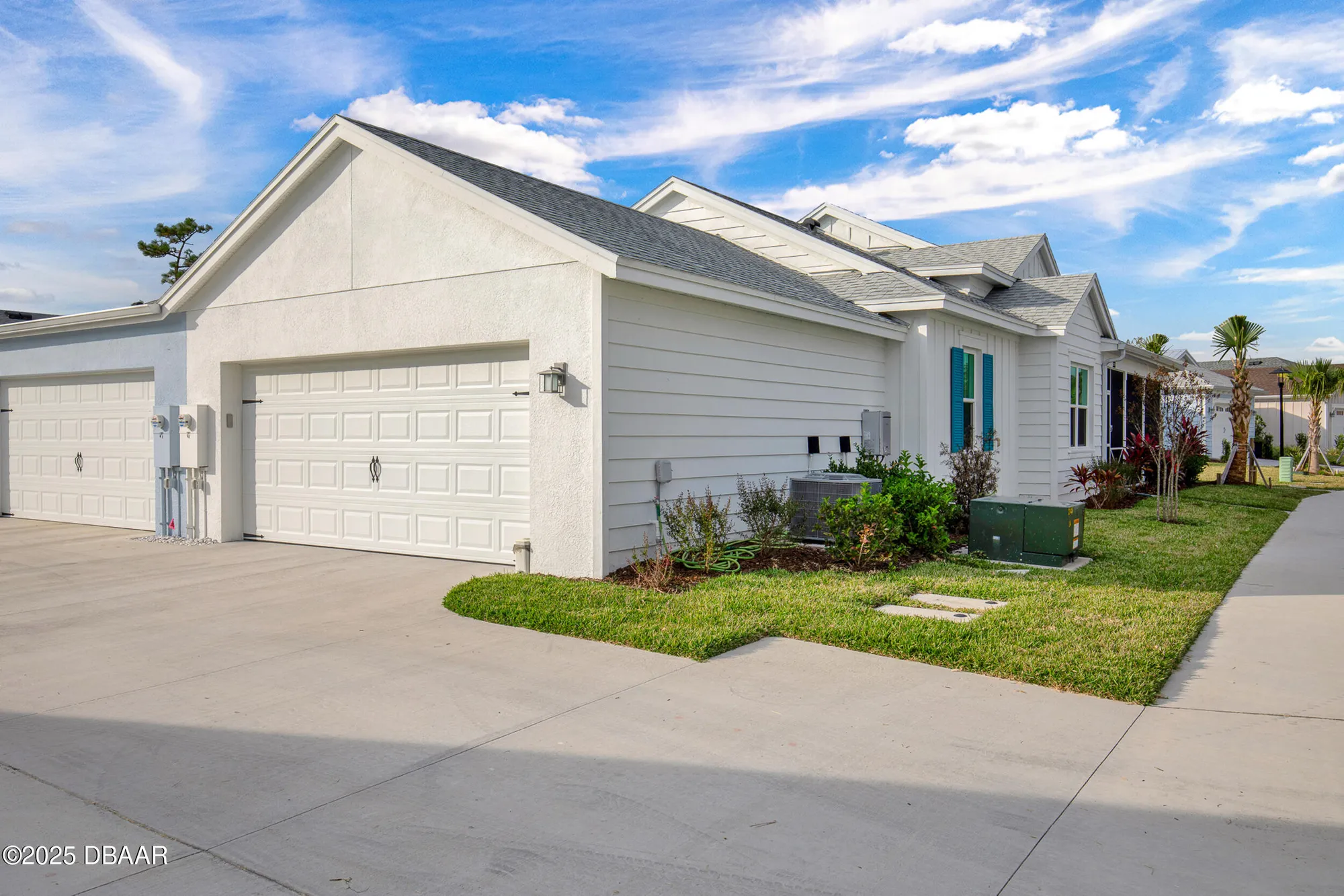 Property Slideshow image 33 of 99 | 533 hang loose way, Daytona Beach, FL, 32124
