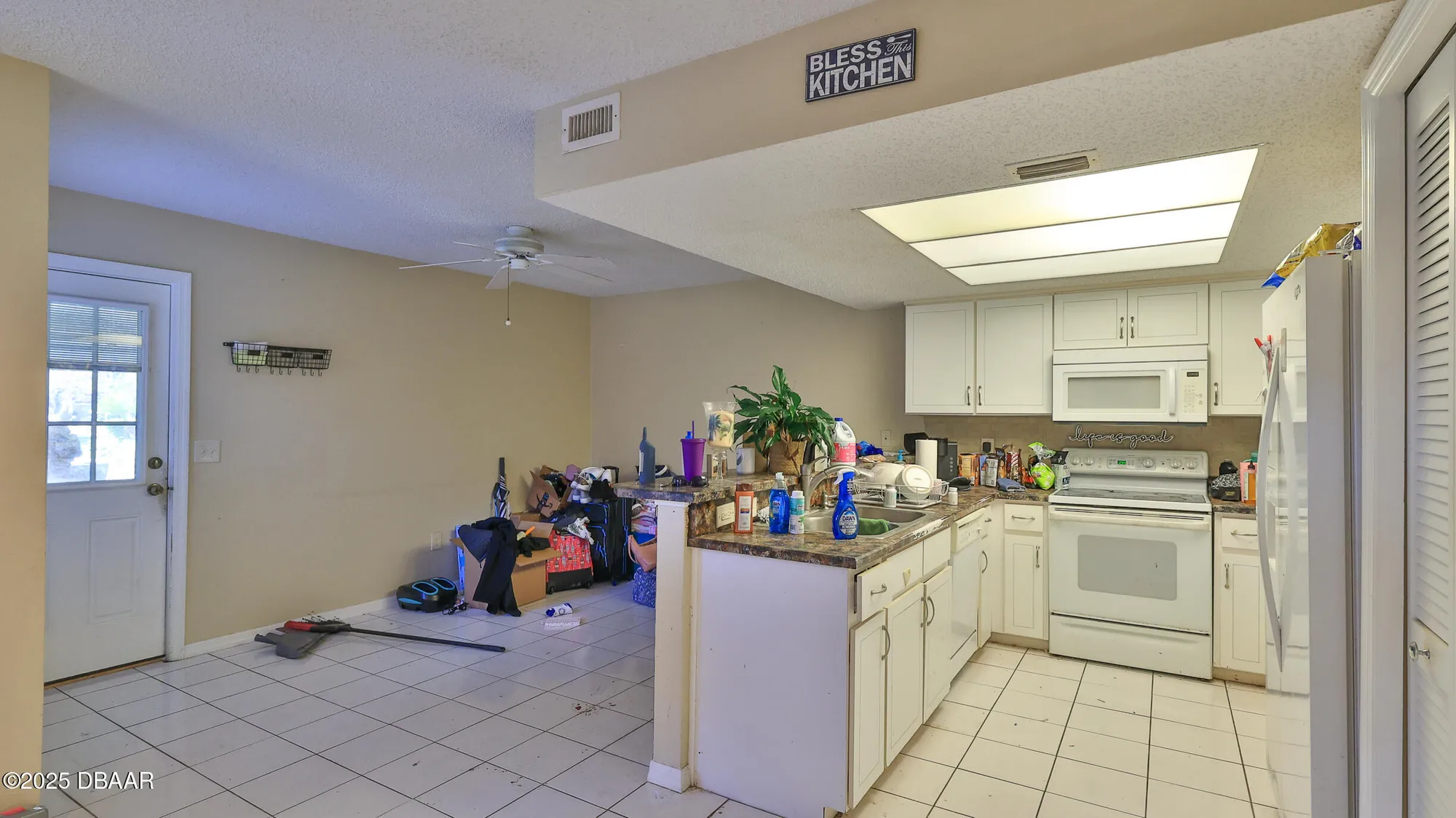 Property Slideshow image 7 of 33 | 196 gray dove ct, Daytona Beach, FL, 32119